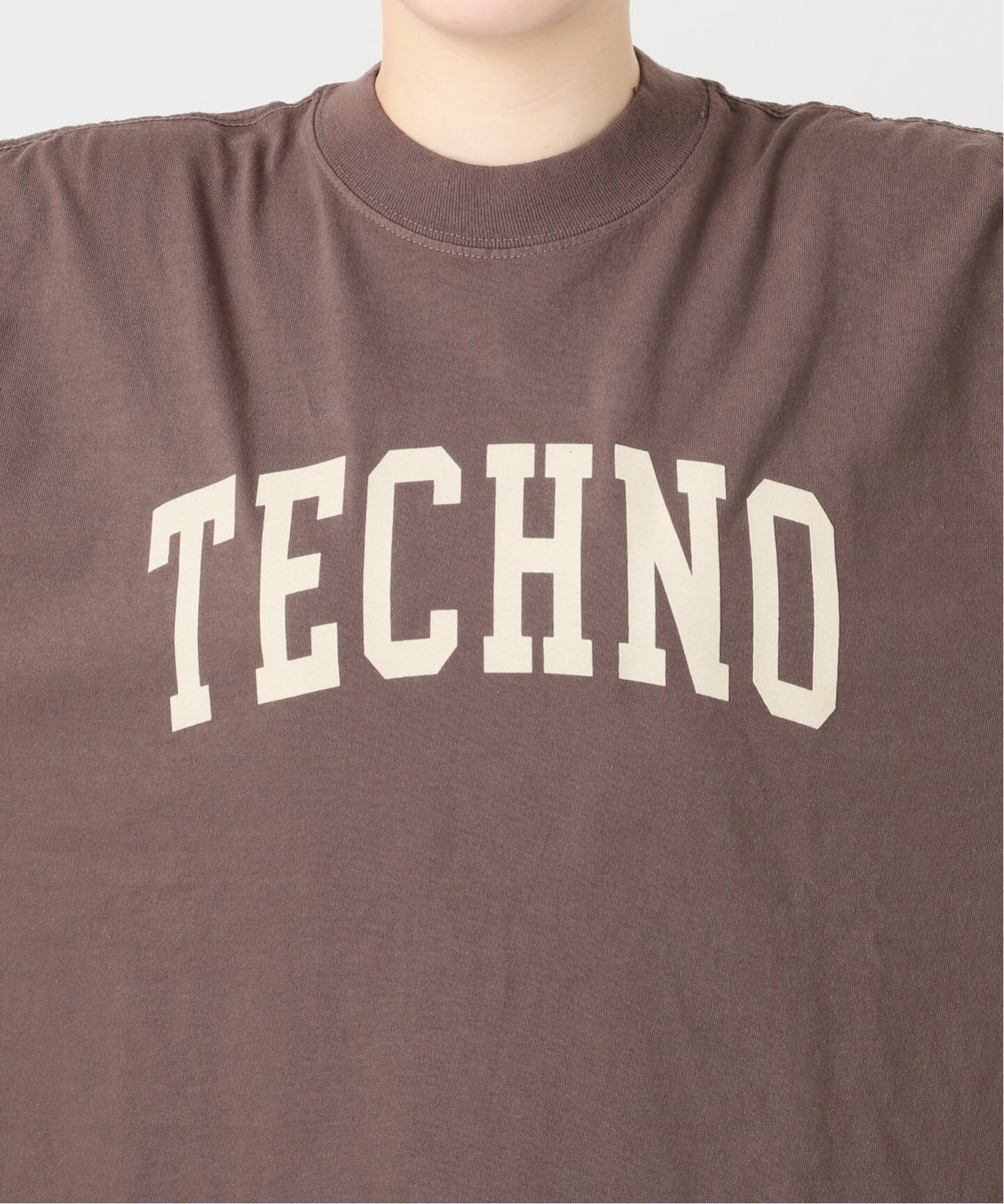 ISNESS MUSIC/イズネス ミュージック 別注 TECNO Tシャツ（Tシャツ