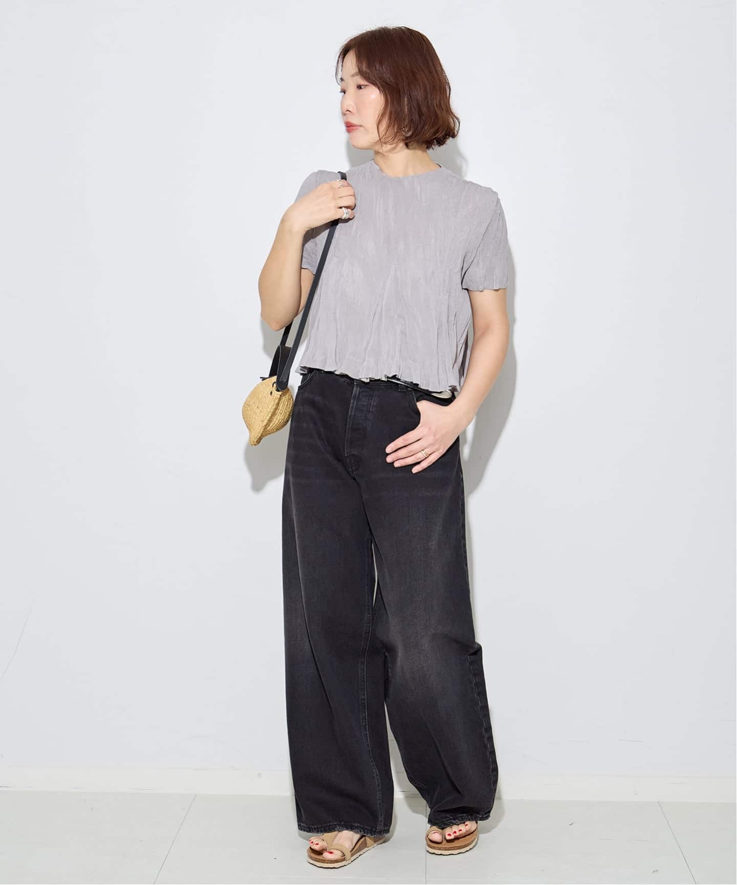 ゴンディッドデザインCarry Over_Wavy_Crop Top Gongdid Design】 Carry Over_Wavy_Crop Top：トップス（Tシャツ