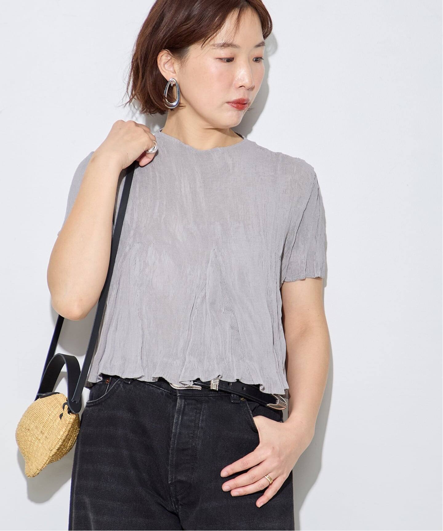 Gongdid Design】 Carry Over_Wavy_Crop Top：トップス（Tシャツ