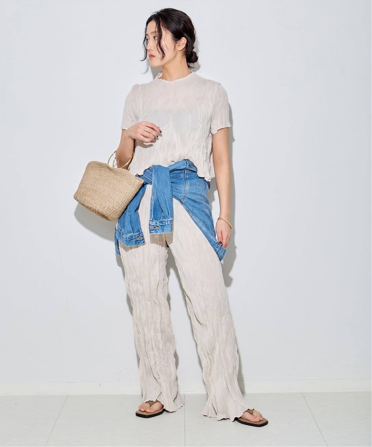 Gongdid Design】 Carry Over_Wavy_Crop Top：トップス（Tシャツ