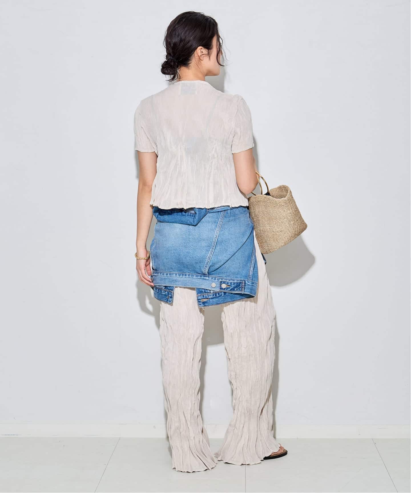 Gongdid Design】 Carry Over_Wavy_Crop Top：トップス（Tシャツ