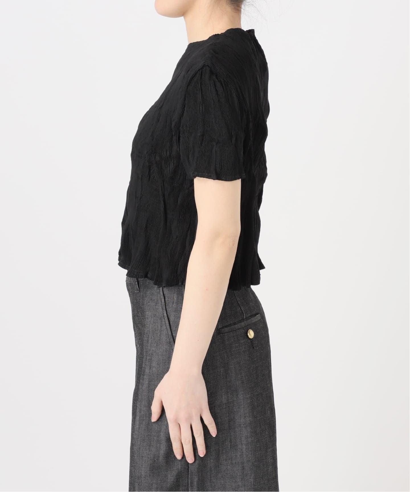 Gongdid Design】 Carry Over_Wavy_Crop Top：トップス（Tシャツ