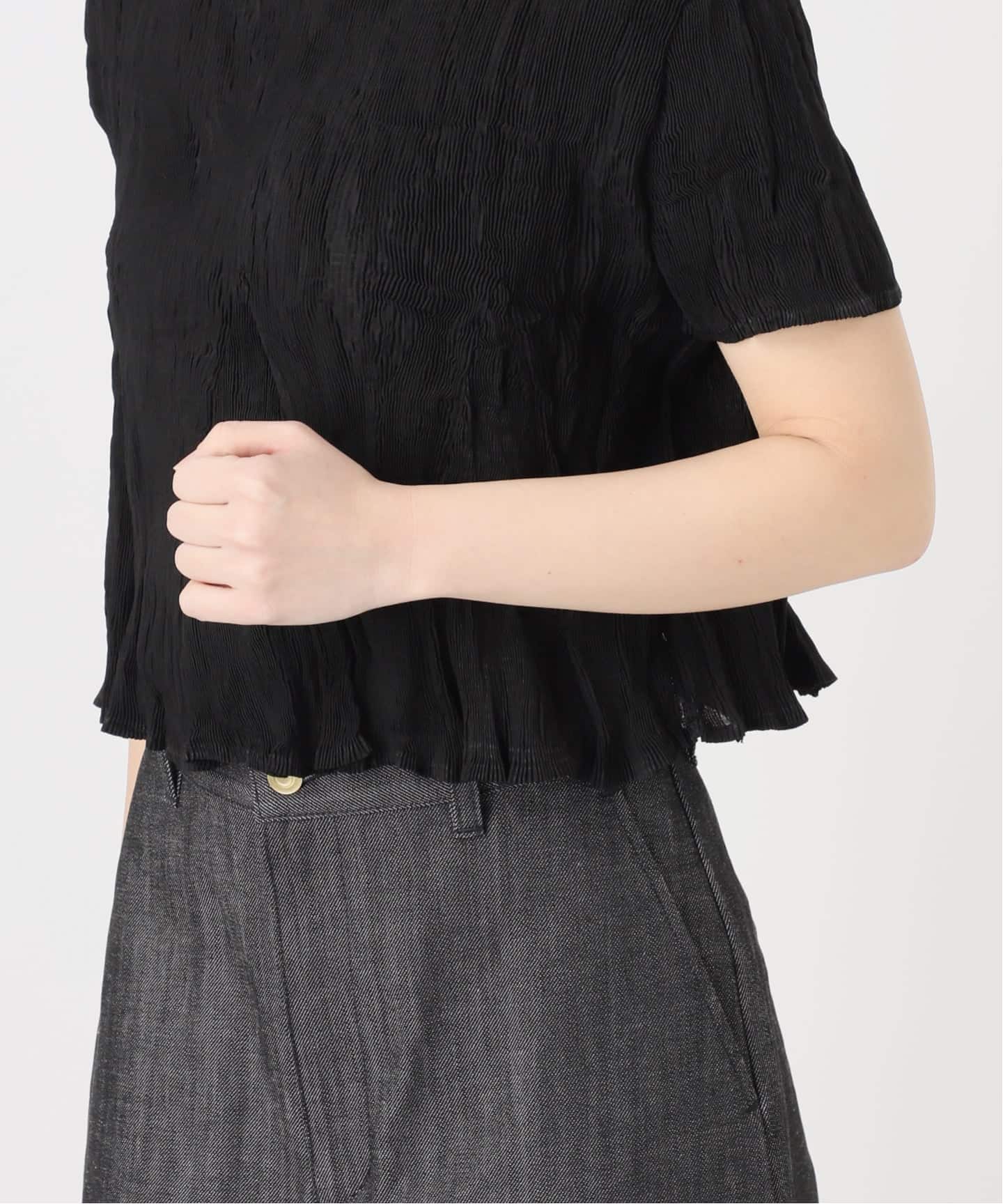 Gongdid Design】 Carry Over_Wavy_Crop Top：トップス（Tシャツ