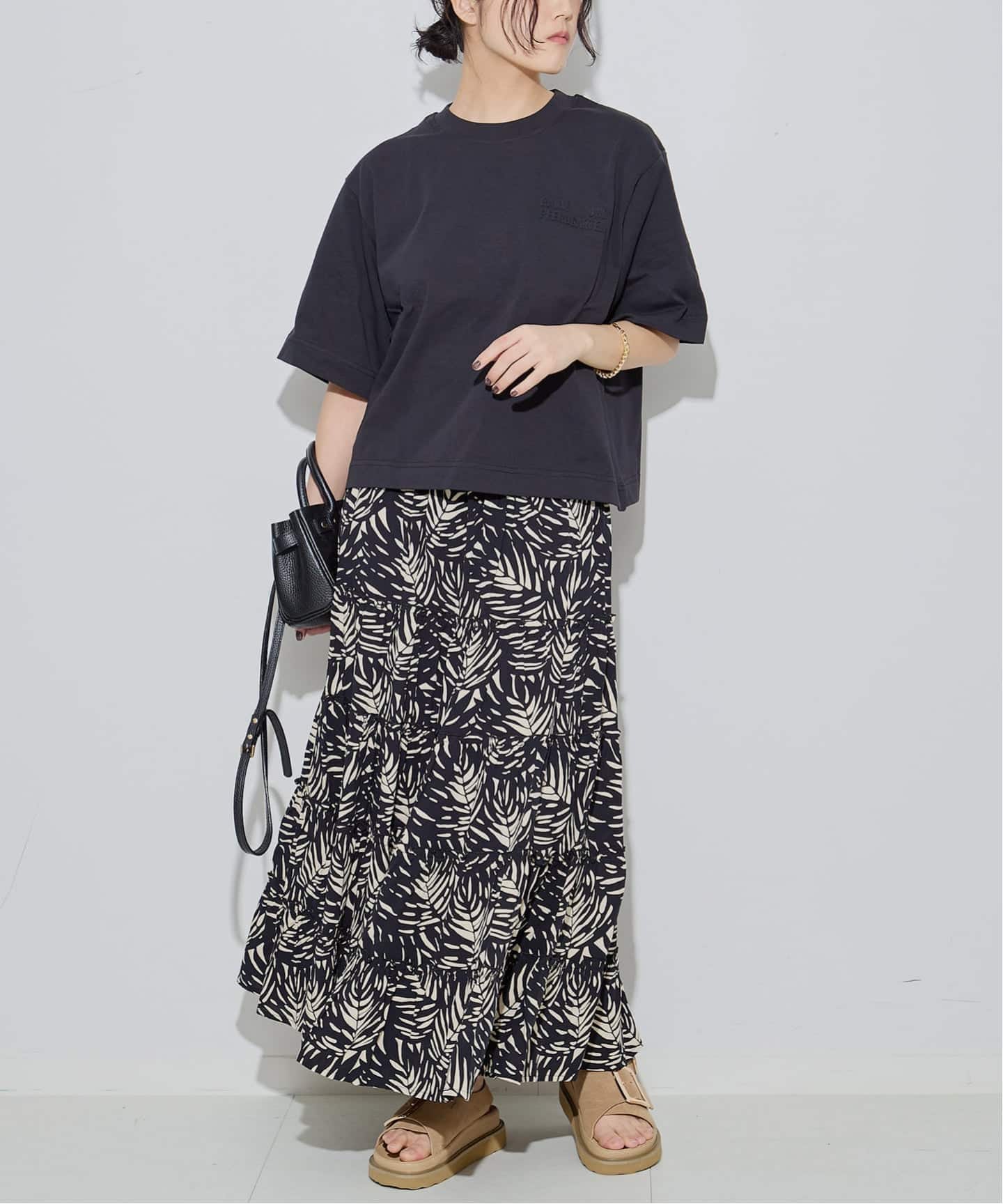 BAUM UND PFERDGARTEN/バウム ウンド ヘルガーデン JIANA 22135 T
