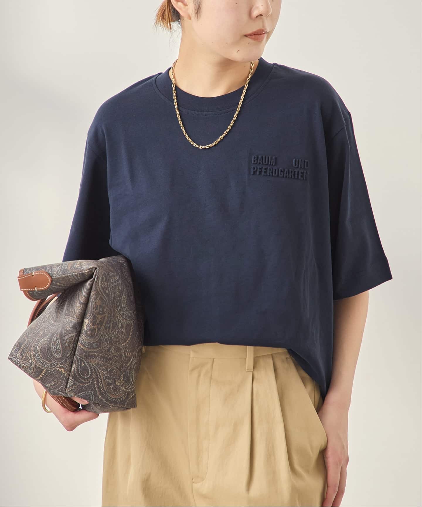 BAUM UND PFERDGARTEN/バウム ウンド ヘルガーデン JIANA 22135 T