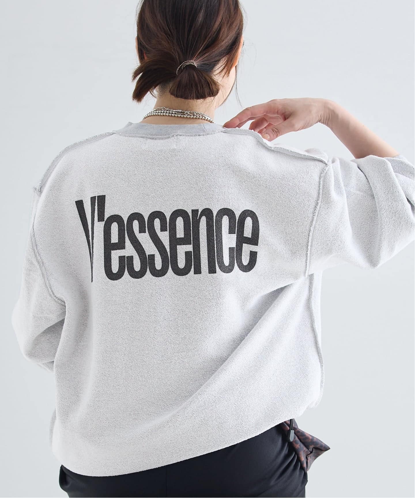 【美品】STONE  23SS Embroidered スウェット 追加予約3》V'ESSENCE/ヴェッセンス SWEAT スウェット（スウェット