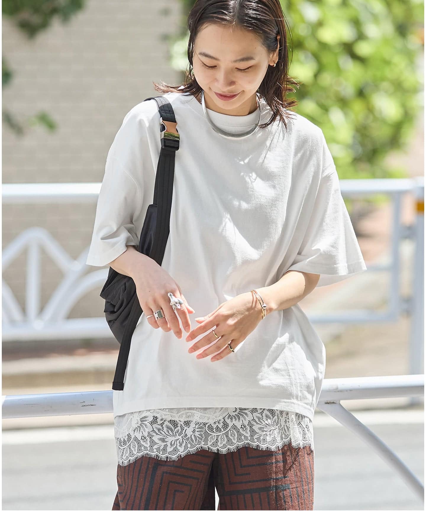 ジャーナルスタンダード★HOLIDAYトップス白 JOURNAL STANDARD｜ジャーナルスタンダードのトップス（レディース）の