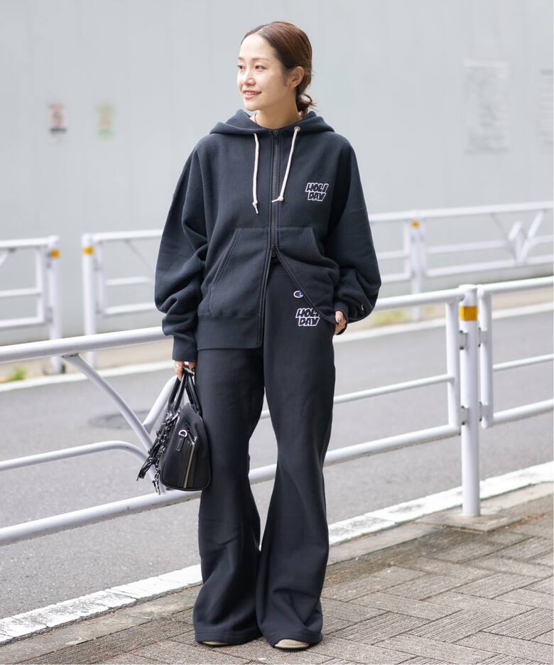 別注【CHAMPION*JOURNAL STANDARD by HOLIDAY】ZIP HOODIE（パーカー 