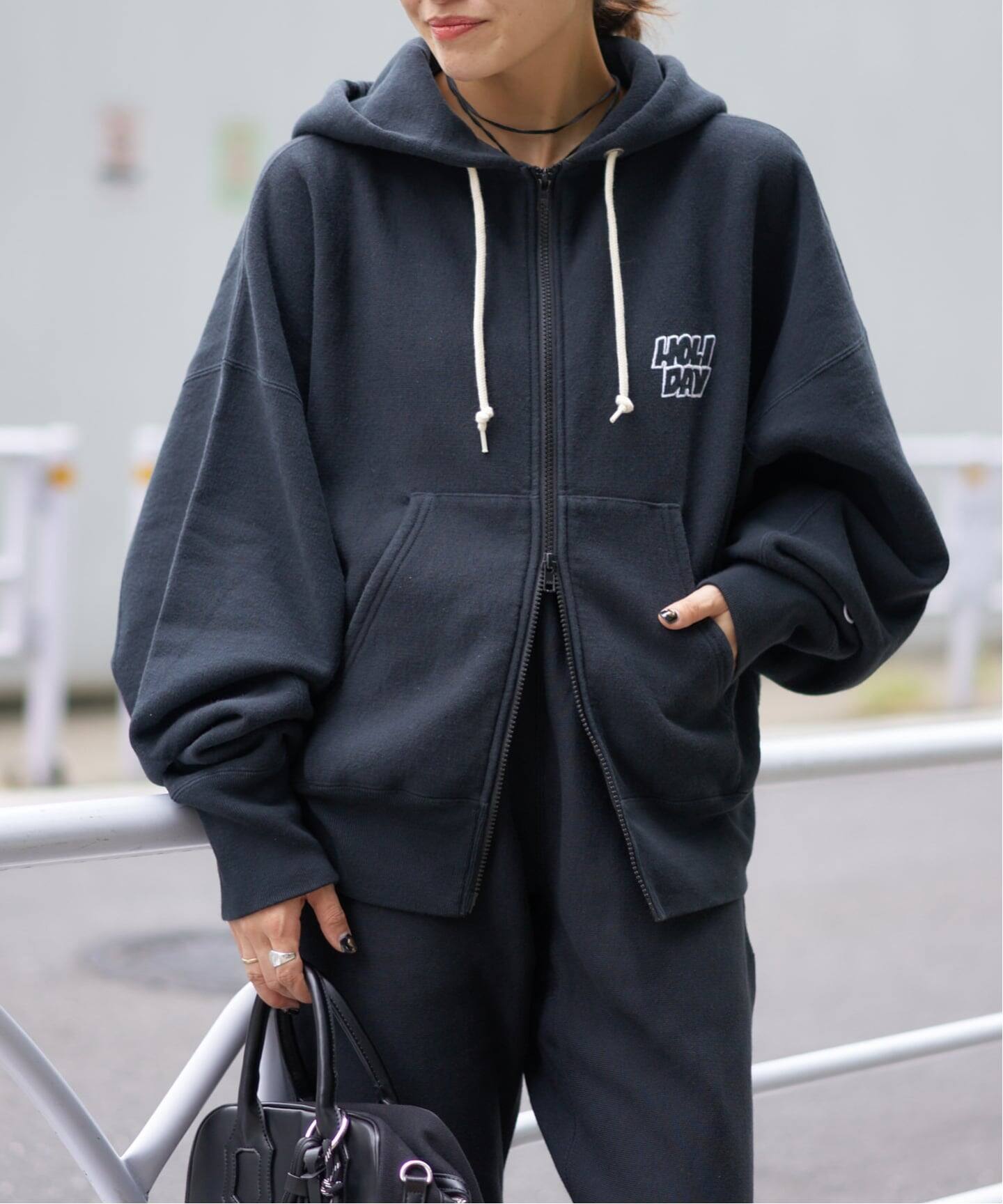 予約》別注【CHAMPION*JOURNAL STANDARD by HOLIDAY】ZIP HOODIE