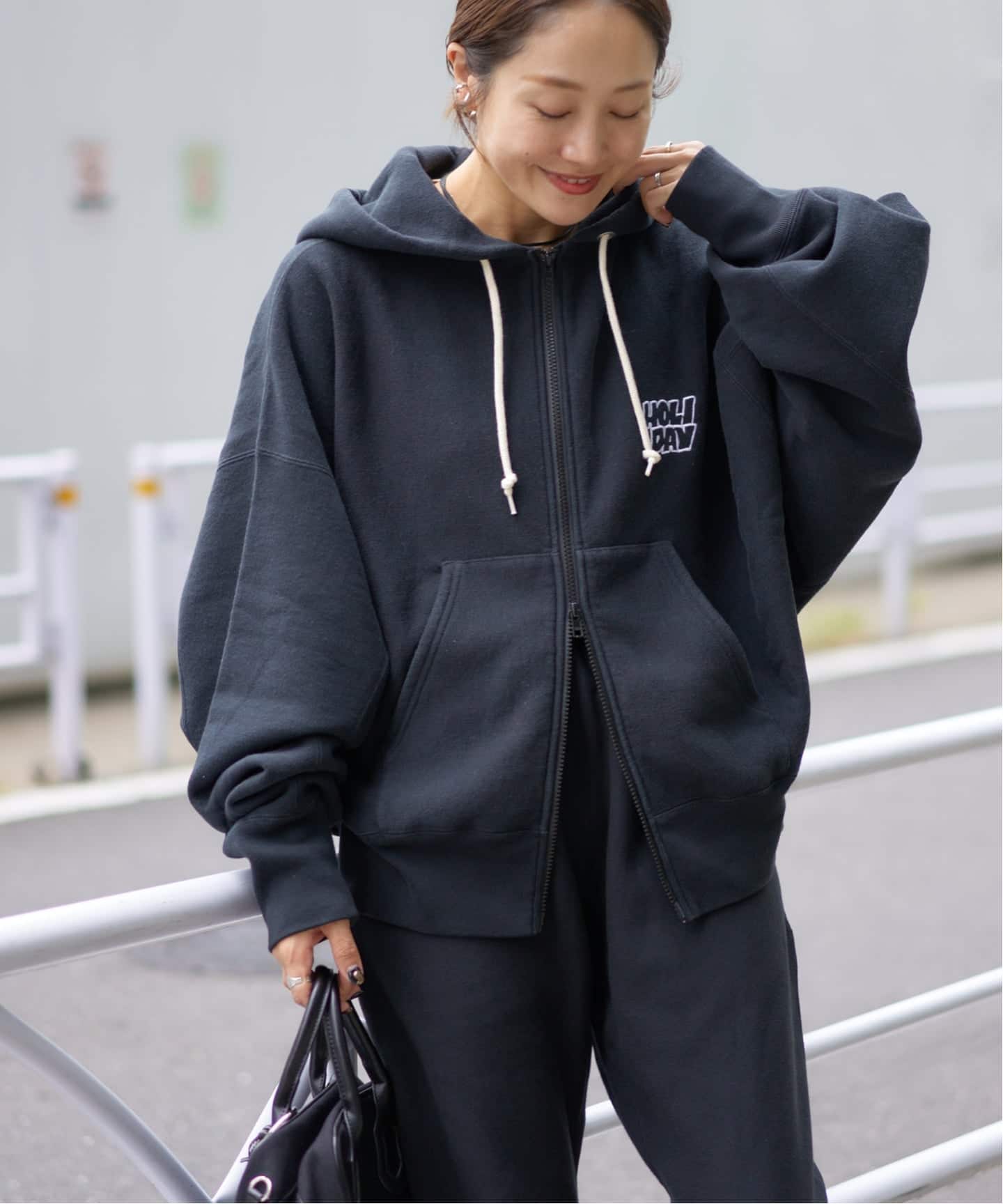 予約》別注【CHAMPION*JOURNAL STANDARD by HOLIDAY】ZIP HOODIE