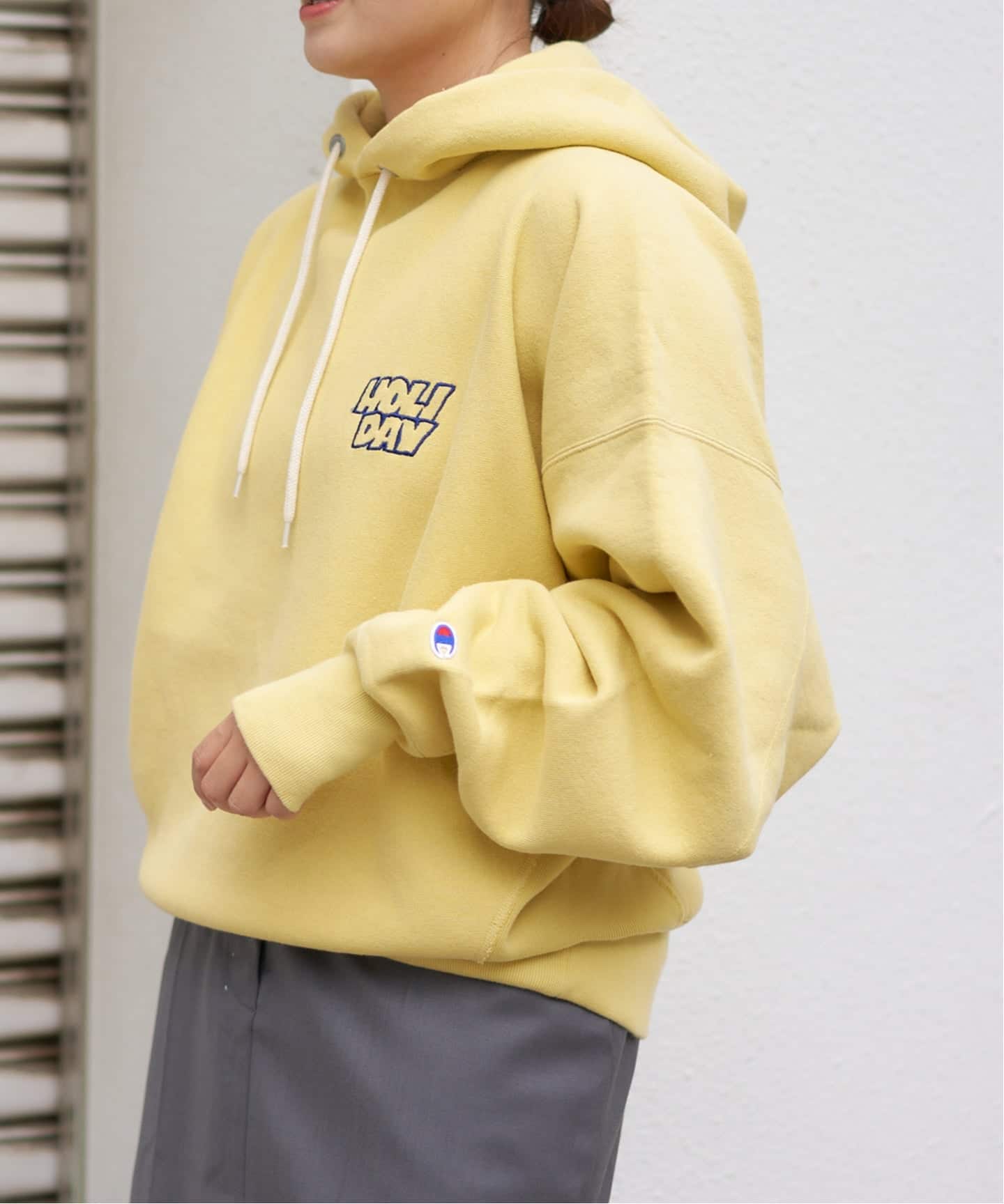 別注【CHAMPION*JOURNAL STANDARD by HOLIDAY】HOODIE（パーカー