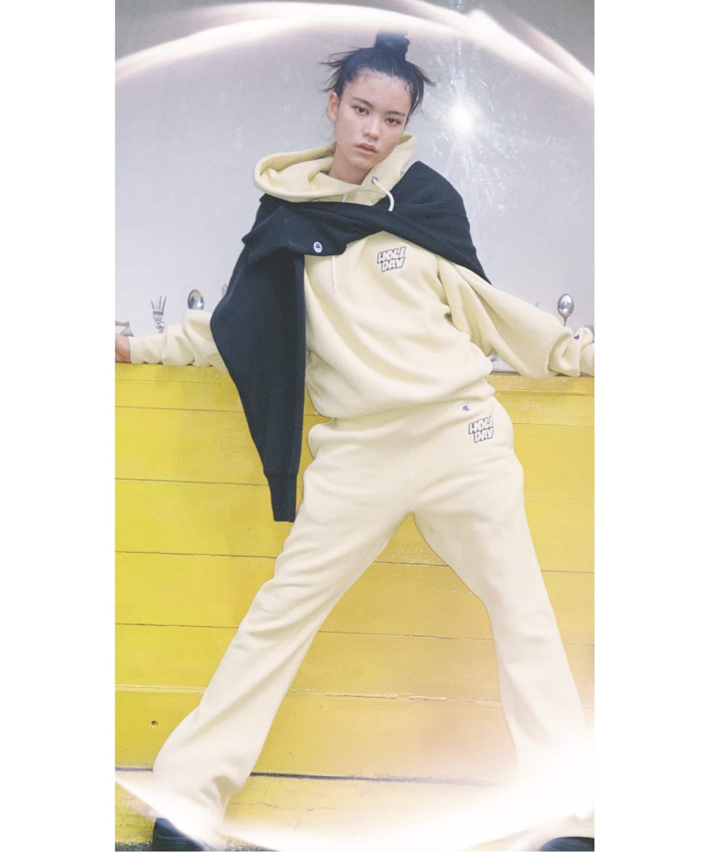 予約》別注【CHAMPION*JOURNAL STANDARD by HOLIDAY】HOODIE（パーカー