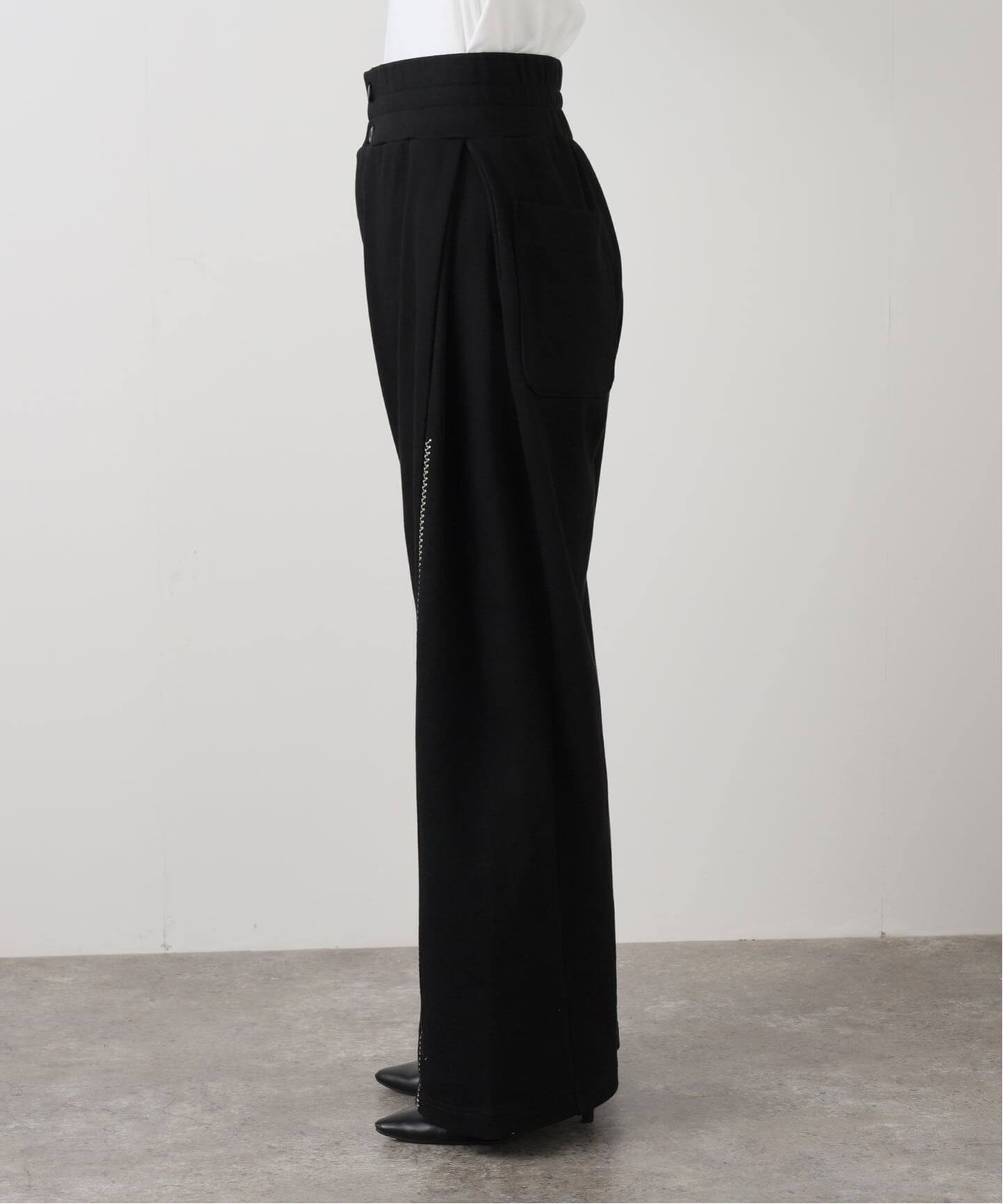 Engi/エンギ】 tuck wide sweat pants（スウェットパンツ）｜JOURNAL