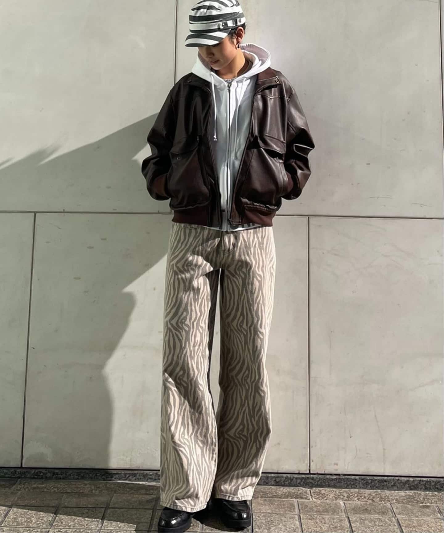 Oriens JOURNAL STANDARDジップパーカー ネイビー oriens パーカー セール中 Oriens JOURNAL STANDARDジップパーカー