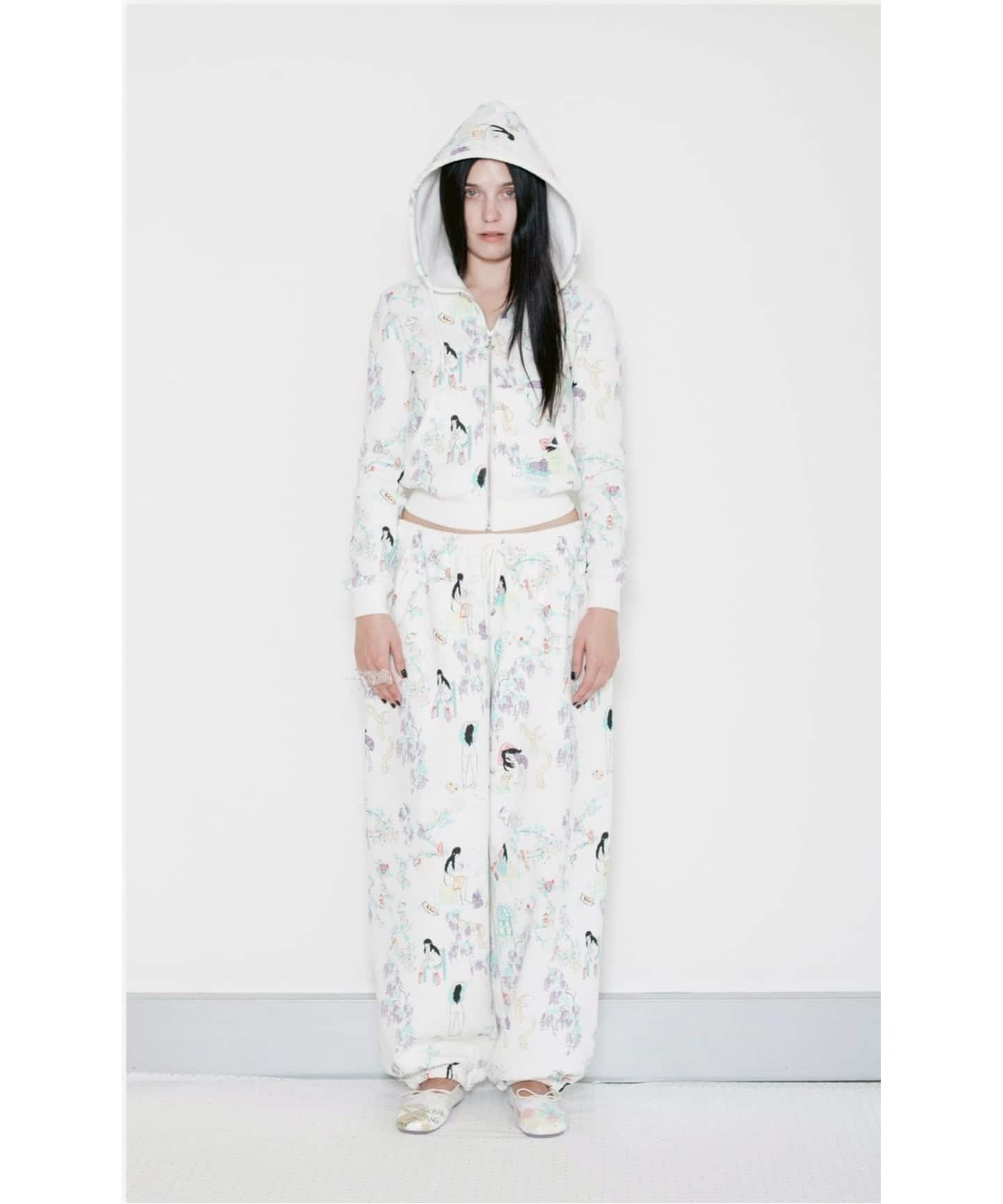 Ashley Williams】 BUTTERFLY HOODIE（パーカー）｜Oriens JOURNAL