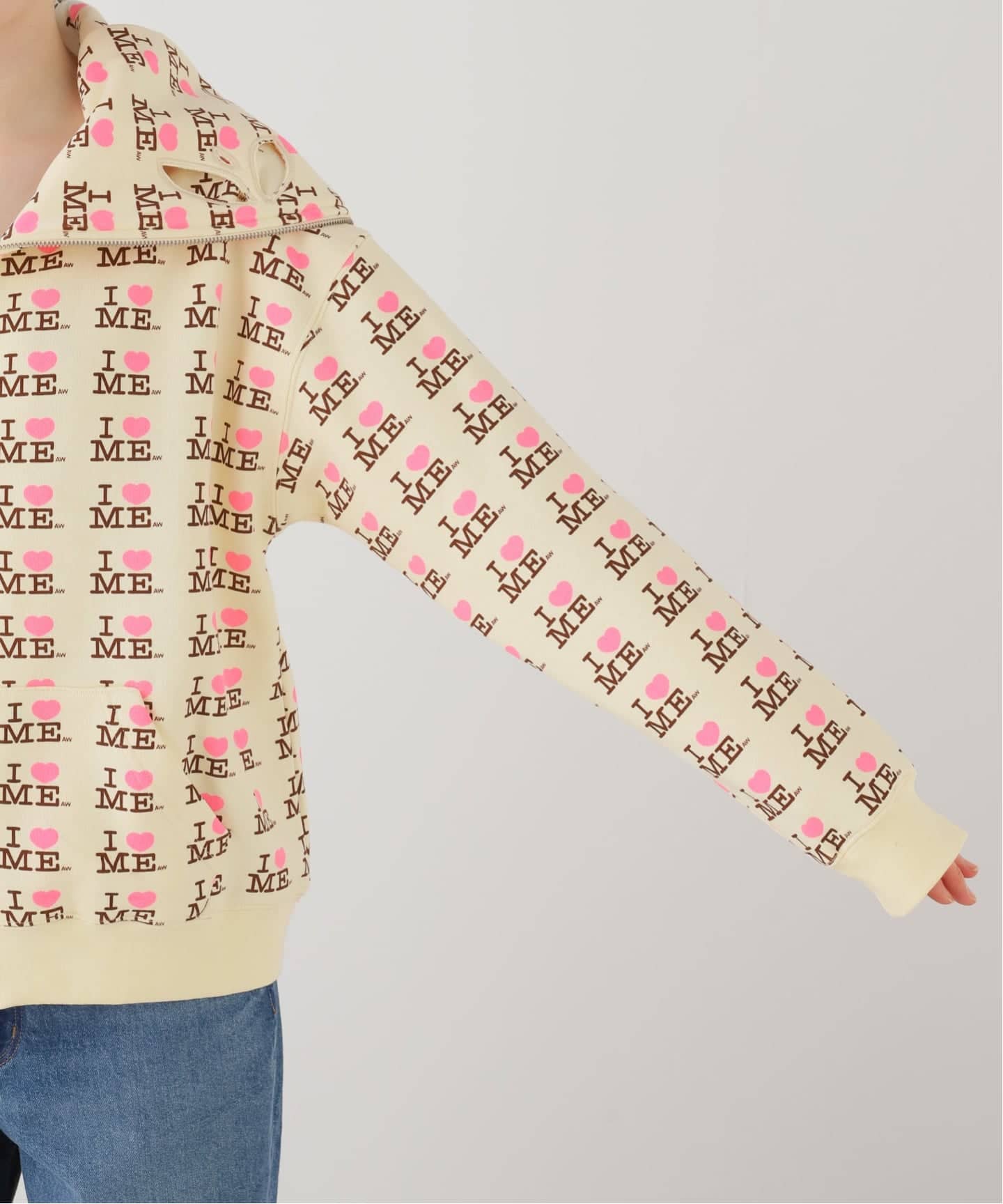 Ashley Williams】 BUTTERFLY HOODIE（イエロー）（パーカー）｜Oriens