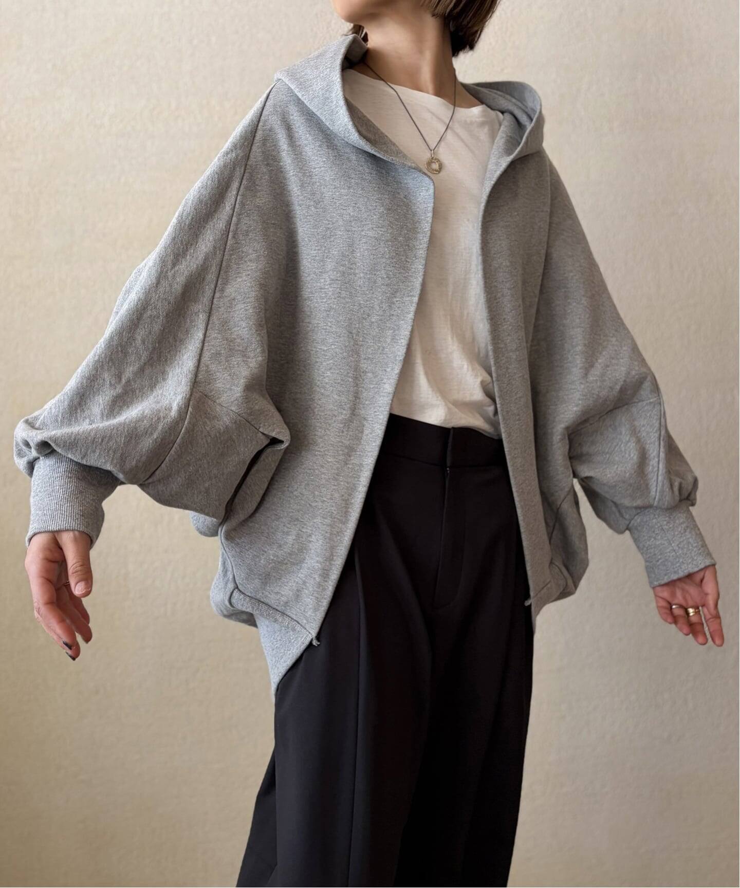 COGTHEBIGSMOKE 】NICOLETTE BORERO HOODY（カーディガン）｜journal
