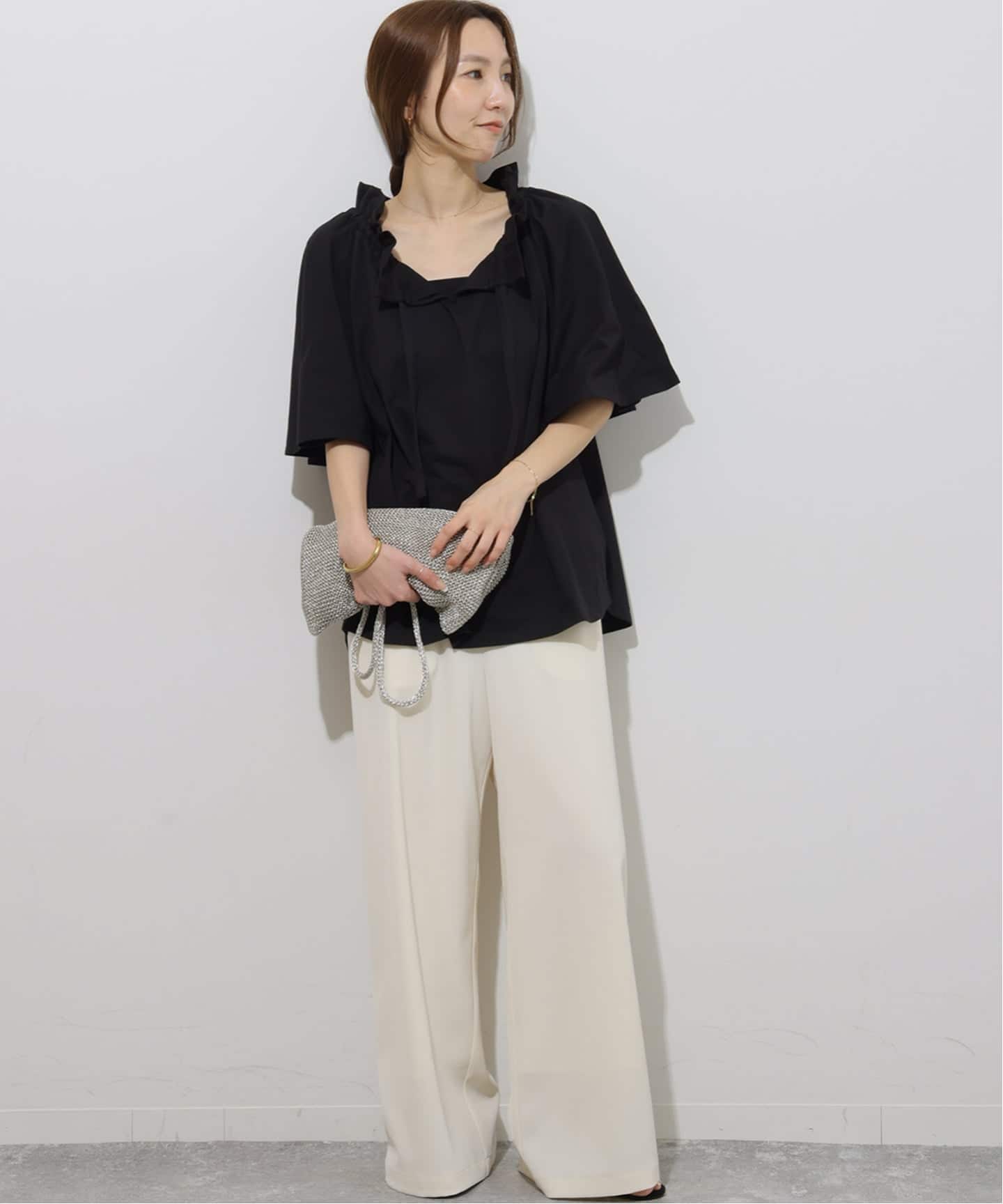 ジャーナルスタンダードレリューム　フリルリボンTシャツ　ブラック ジャーナルスタンダード レリューム JOURNAL STANDARD relume