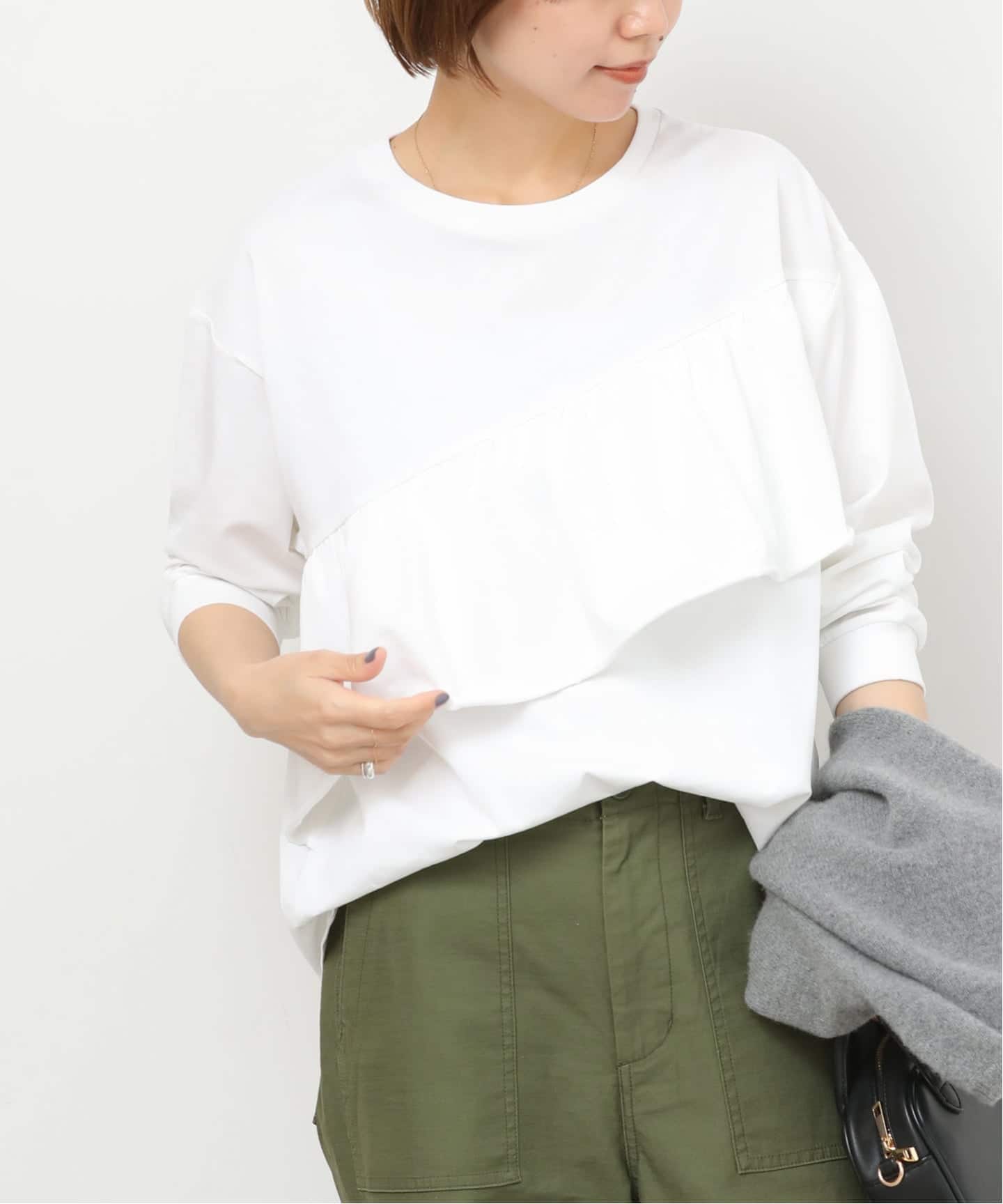 追加予約》フリルプルオーバーロングスリーブ（Tシャツ