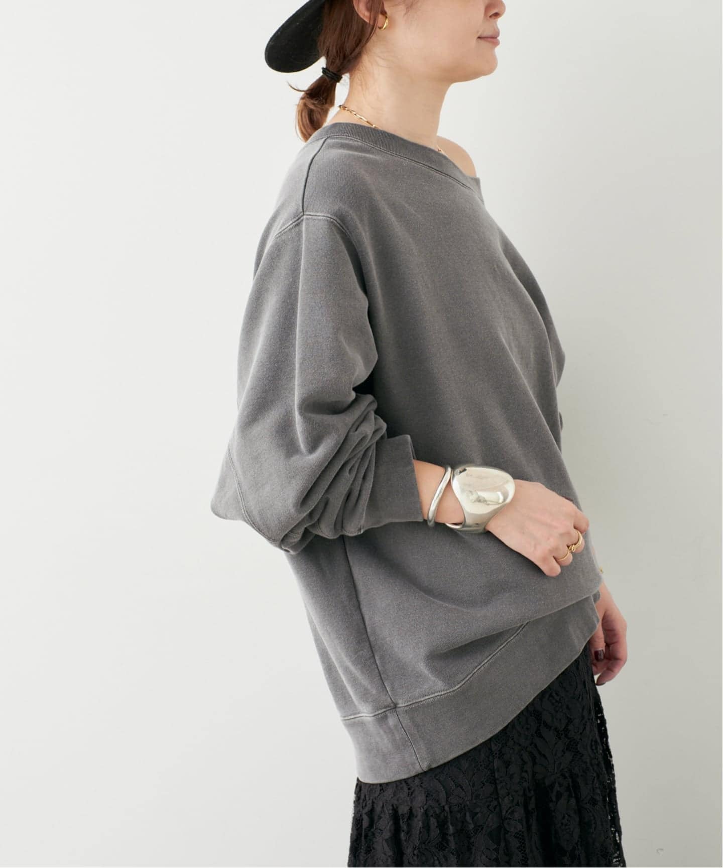 予約》*Vintage Off Shoulder プルオーバー（スウェット）｜Deuxieme