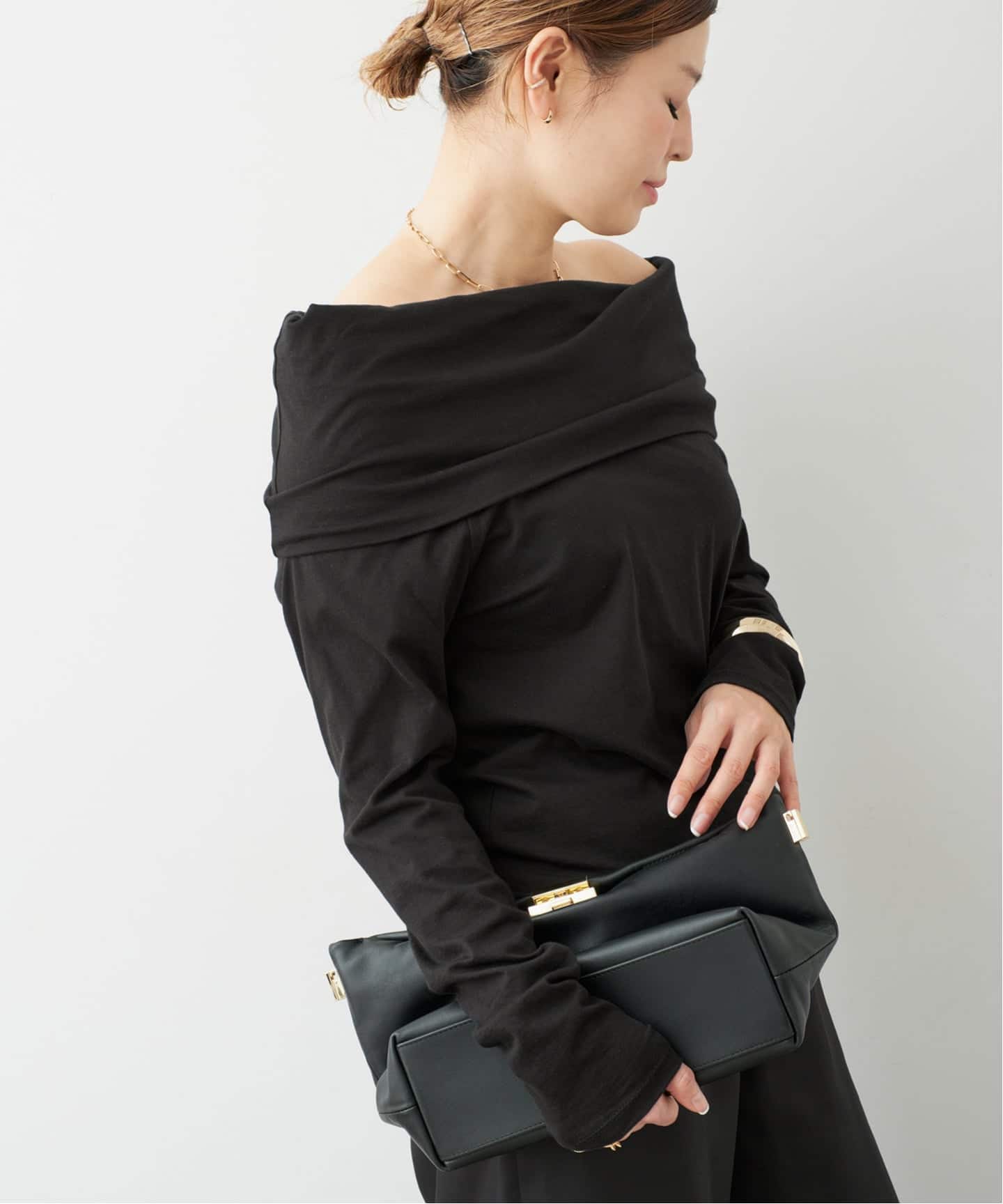 Draped オフショルダー プルオーバー（Tシャツ／カットソー