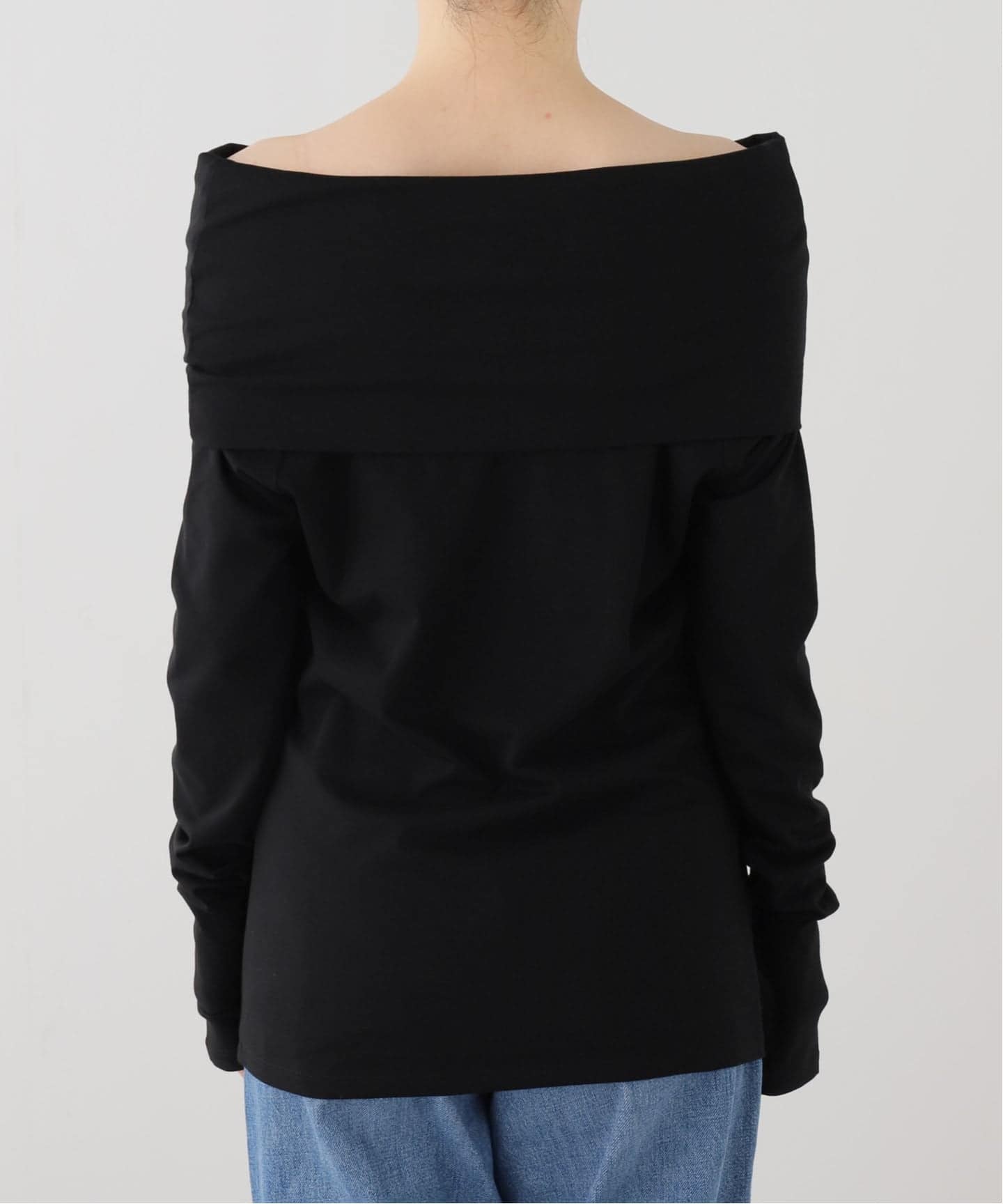 Draped オフショルダー プルオーバー（Tシャツ／カットソー