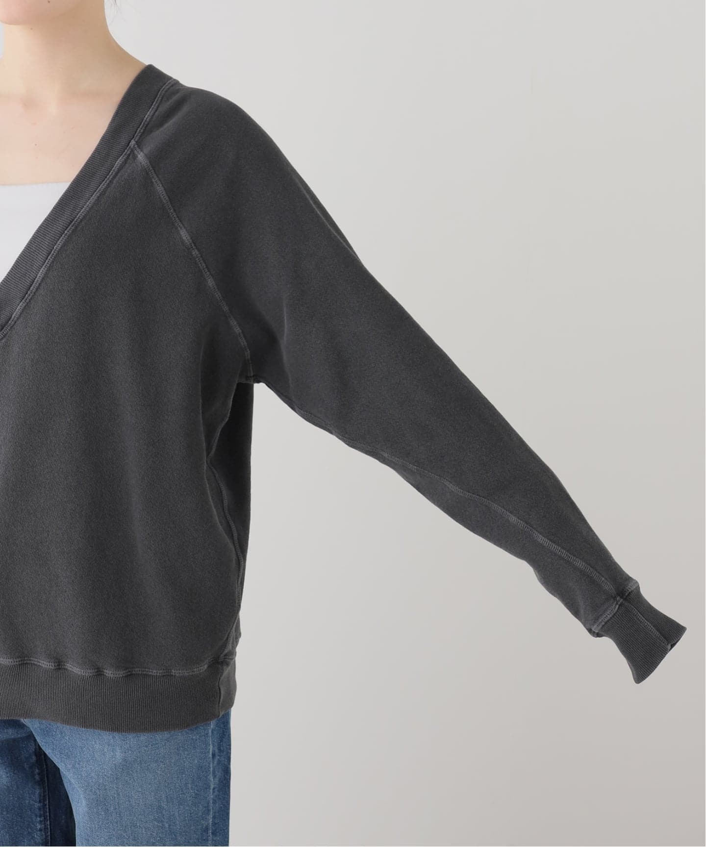 THE GREAT/ザ グレート】V-NECK SWEAT（スウェット）｜Deuxieme Classe