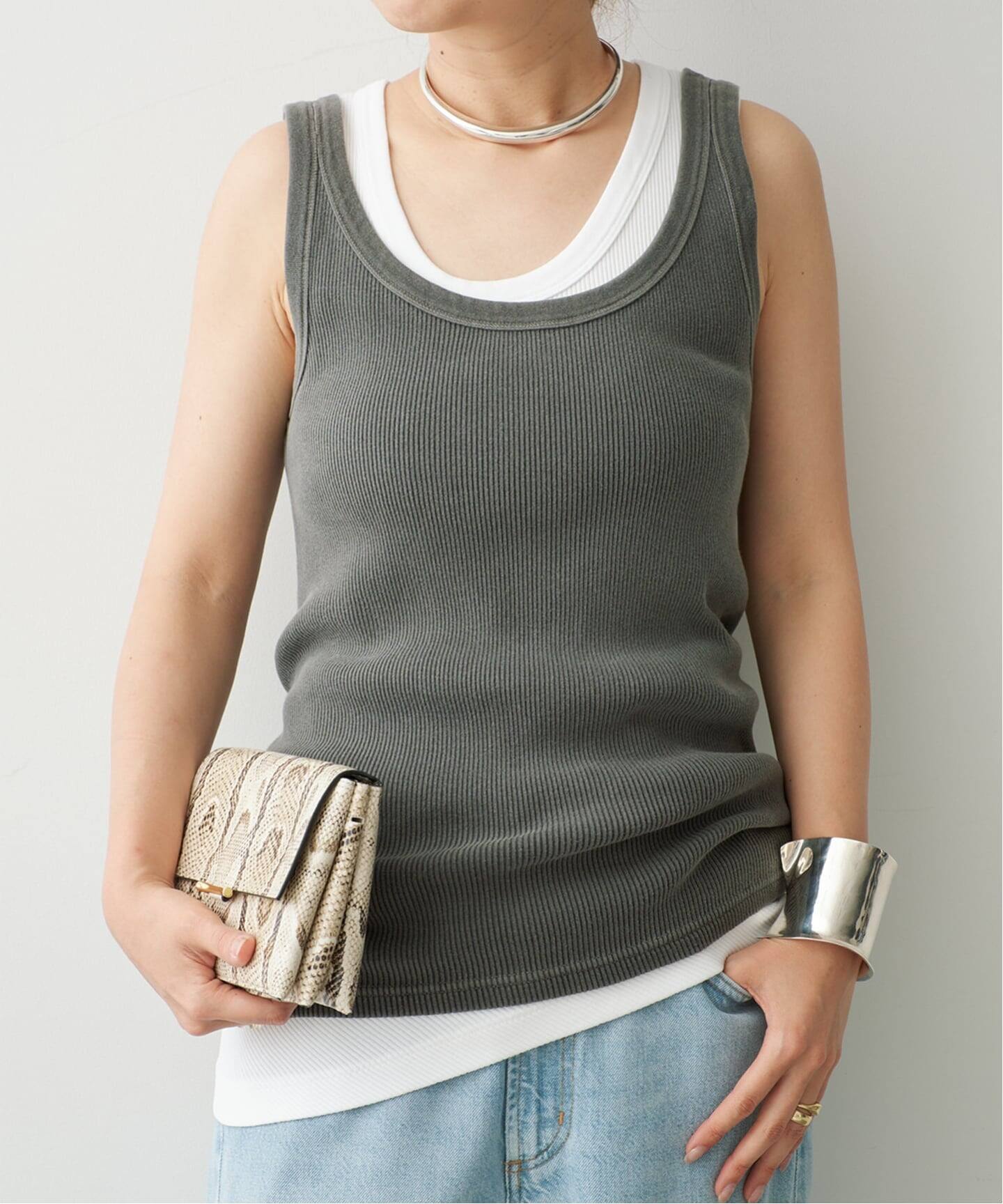 AGOLDE / エーゴールドイー】TWISTED POPPY TANK（タンクトップ