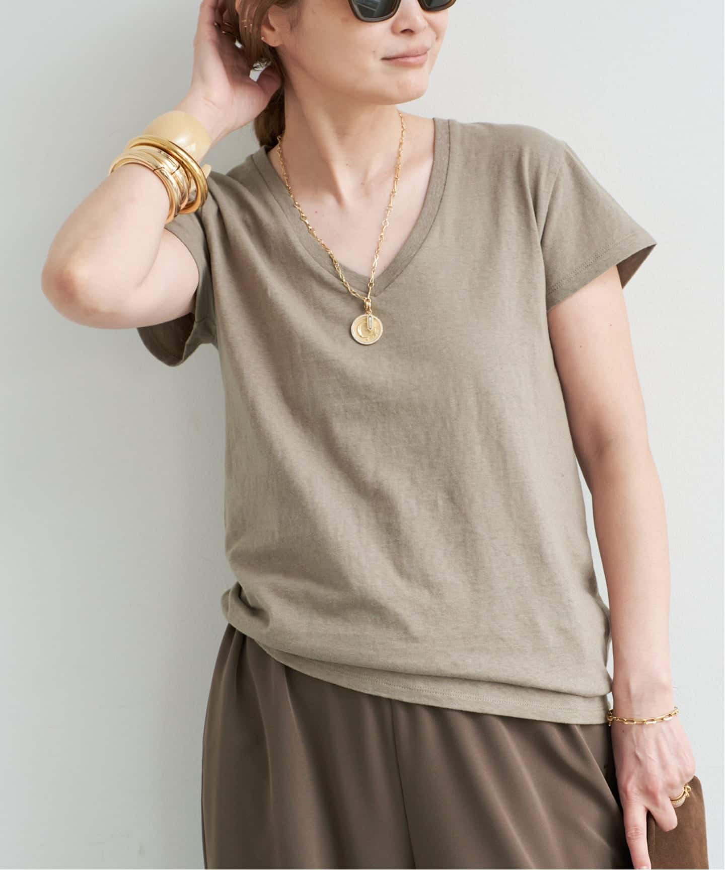 【CALUX×DEUXIEME CLASSE】21AW REMAKE T-sh CALUX/キャラクス】 Vネック Tシャツ（Tシャツ／カットソー