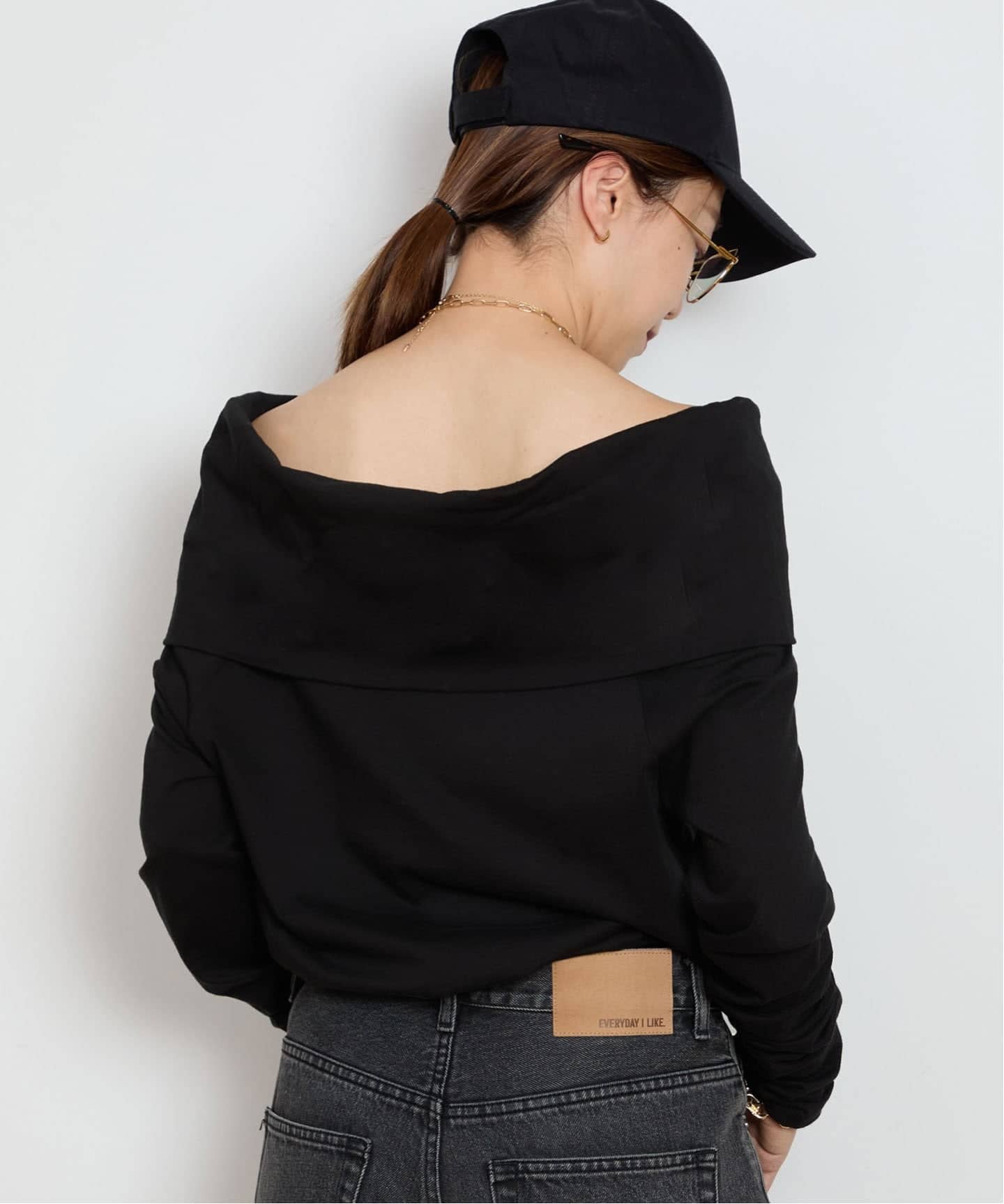 Draped Off Shoulder プルオーバー（Tシャツ／カットソー）｜MUSE de
