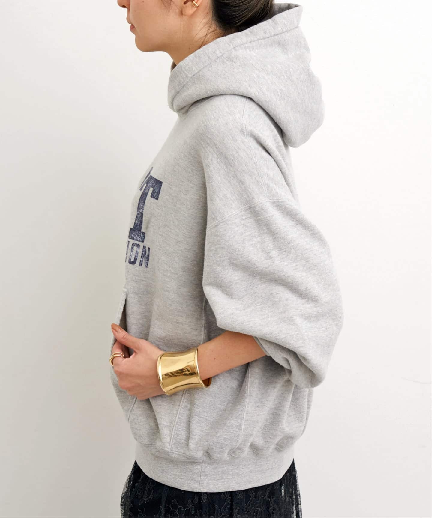 予約》【REMI RELIEF/レミ レリーフ】 TAFT HOODIE（パーカー）｜L