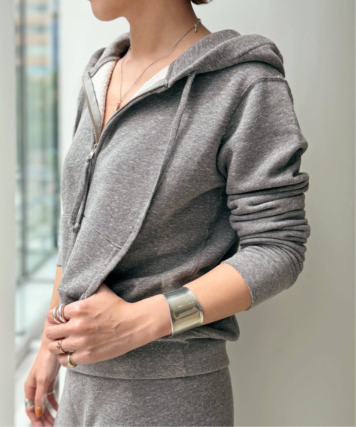 NILI LOTAN/ニリ ロタン】 CALLIE ZIP UP HOODIE（パーカー）｜L