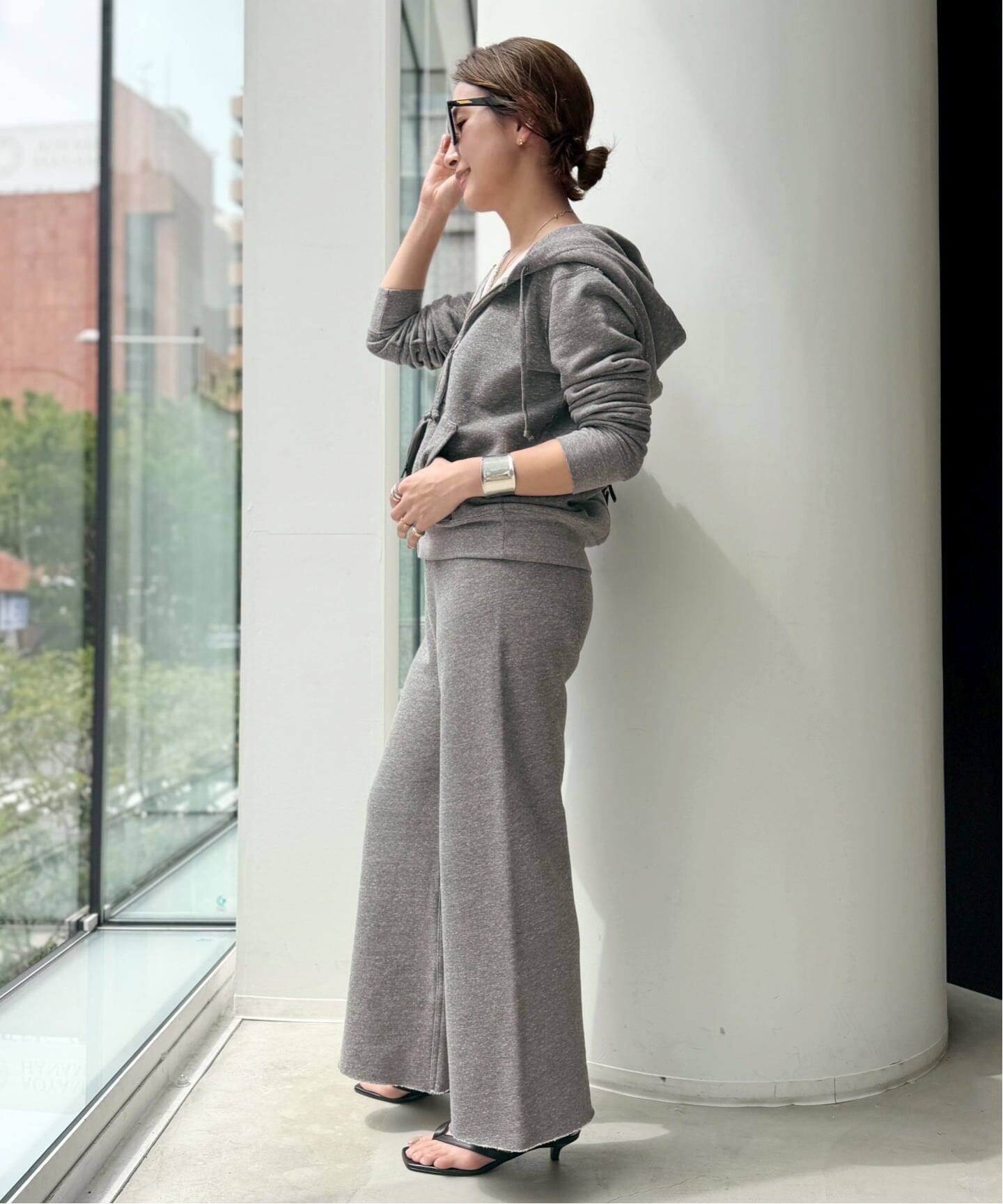 NILI LOTAN/ニリ ロタン】 CALLIE ZIP UP HOODIE（パーカー）｜L