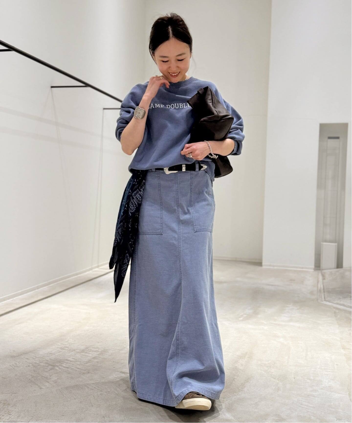 ☆アパルトモン　yosemiteTシャツ☆ Washed Relax Shirtsのコーディネートスナップ（PR Sasaki）｜L