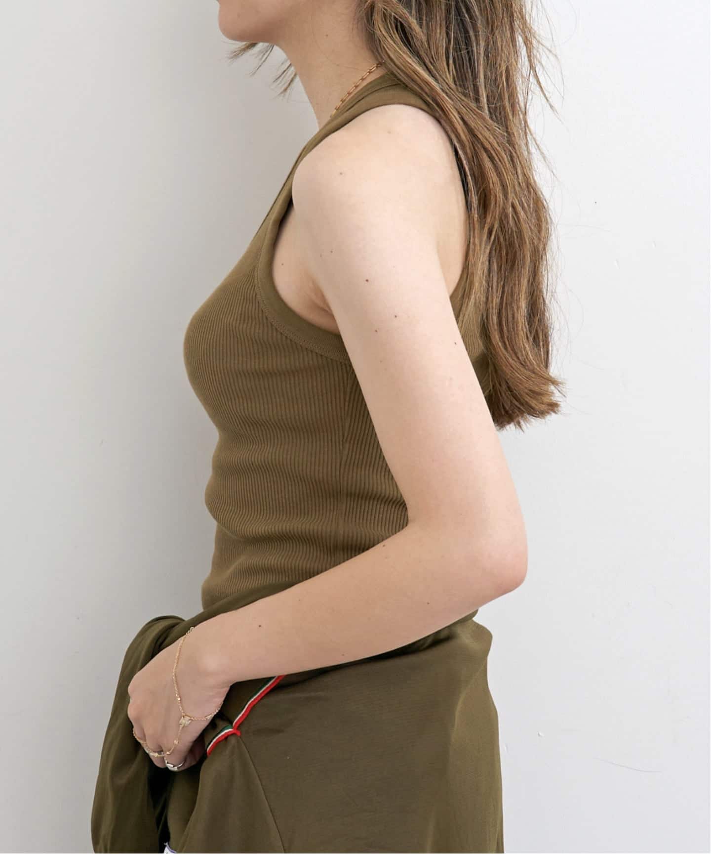 AGOLDE/エーゴールドイー】 POPPY TANK TOP（タンクトップ）｜L