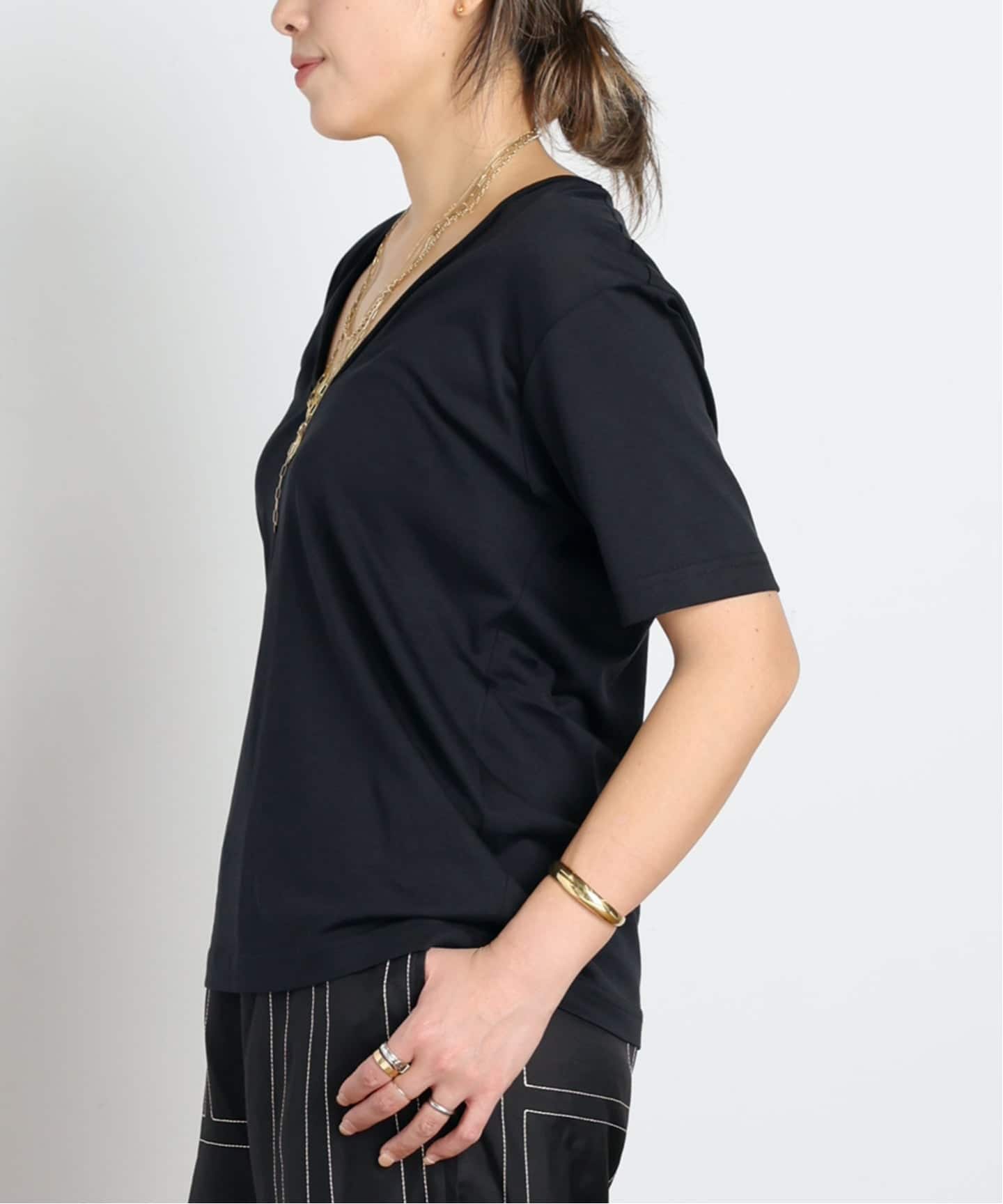 TOTEME/トーテム】Cotton silk tee(BLACK)（Tシャツ／カットソー）｜AP