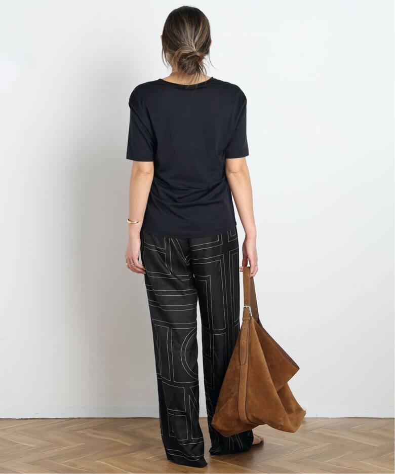 TOTEME/トーテム】Cotton silk tee(BLACK)（Tシャツ／カットソー）｜AP 