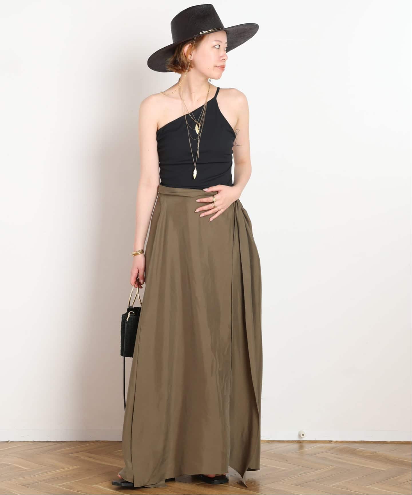 新品タグ付き DAWN ダン BICOLOR CAMISOLE 38 DAWN/ダン】ONE SHOULDER TOP（キャミソール）｜AP STUDIO（エーピー