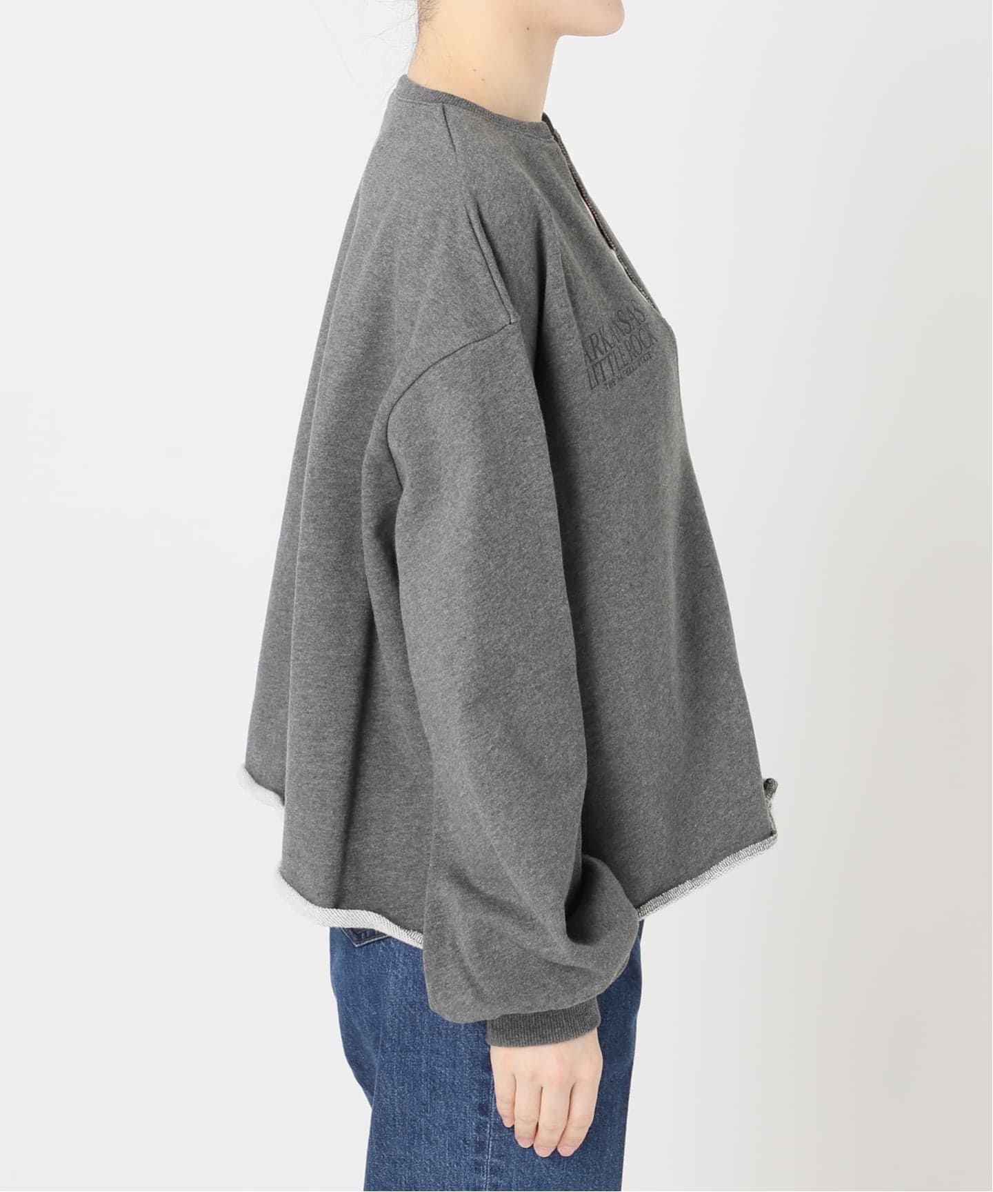 手洗い可 / Vネックロゴスウェット（スウェット）｜B.C STOCK（ベー