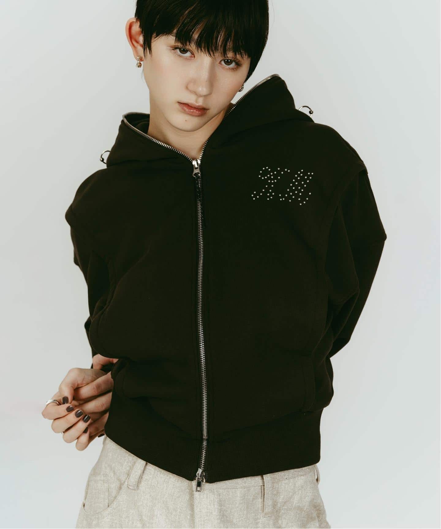 Knuth Marf/クヌースマーフ pierced hooded sweatshirt（パーカー