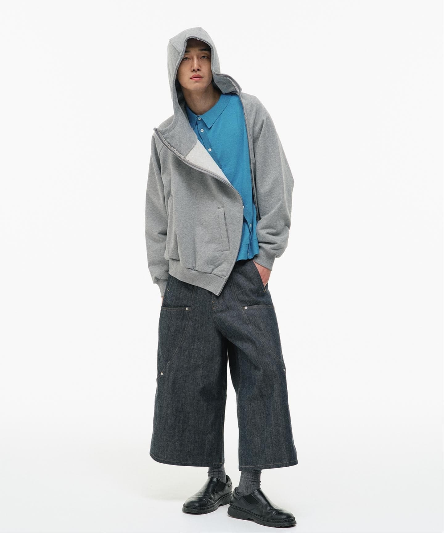 GOAT ESSENCE / ゴートエッセンス CURVED-ZIP HOODIE（パーカー