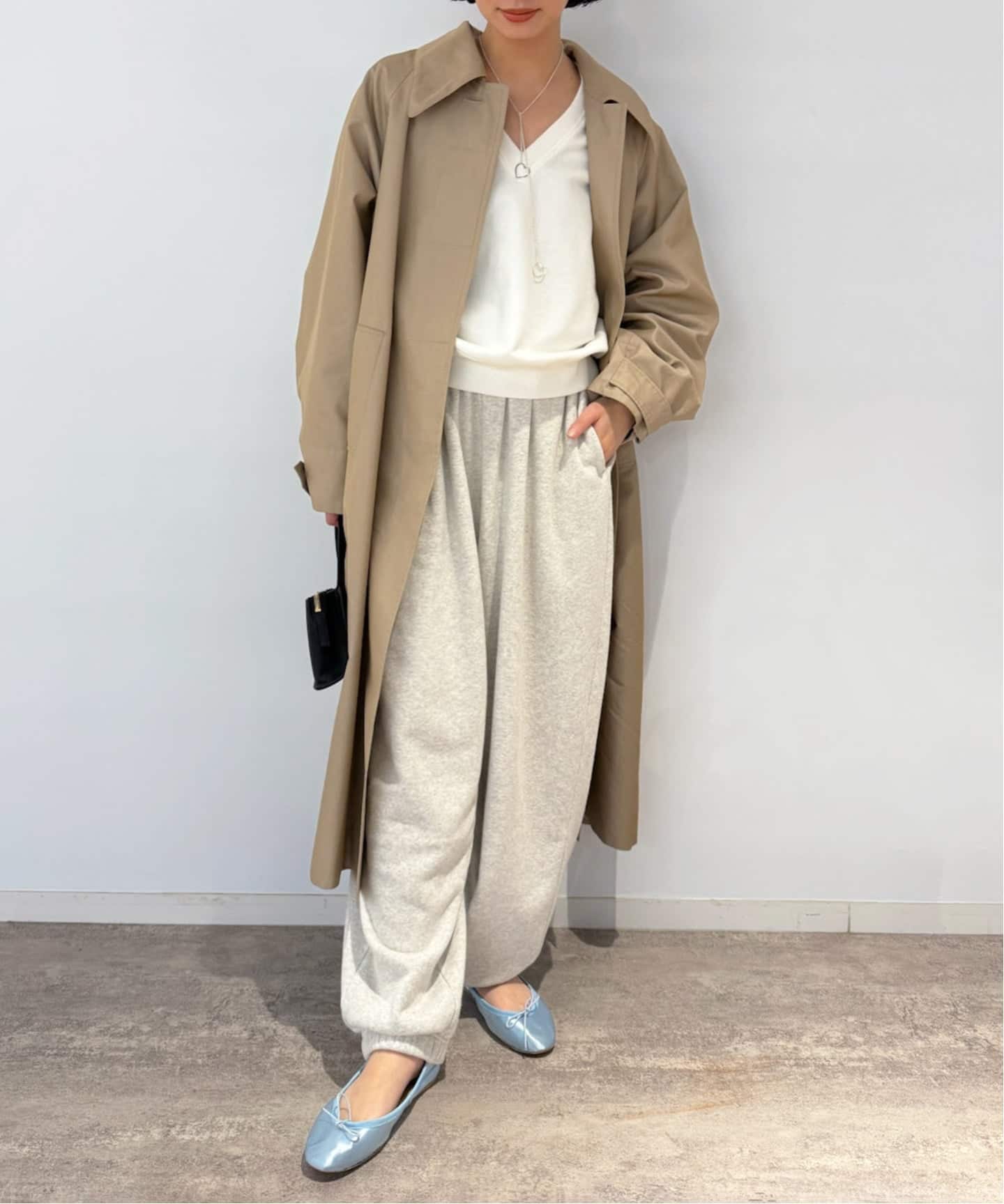 ディープVネックスウェット（スウェット）｜EDIT.FOR LULU（エディット