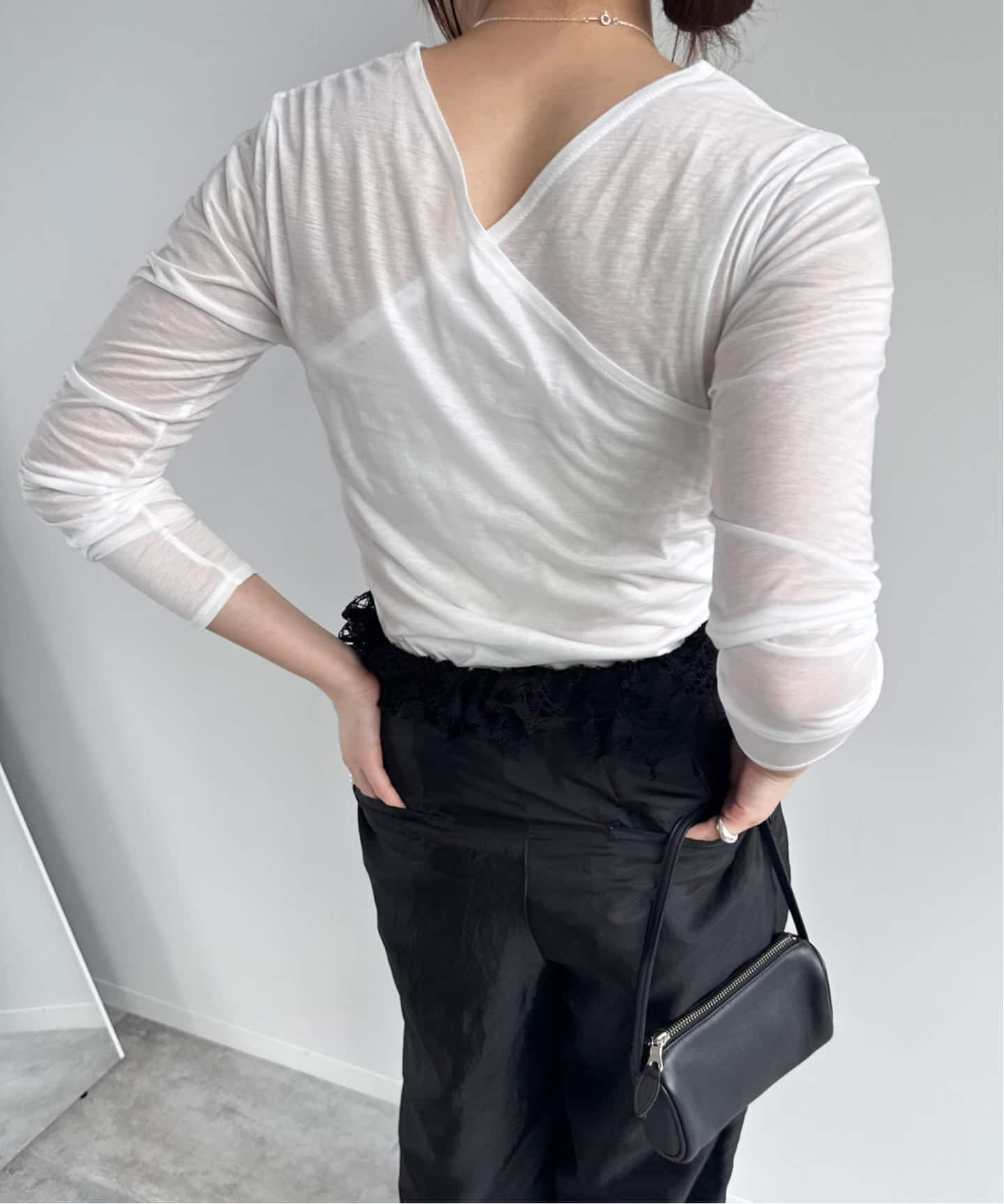 ONIT/オニット】シアーコットンカシュクールトップス（Tシャツ