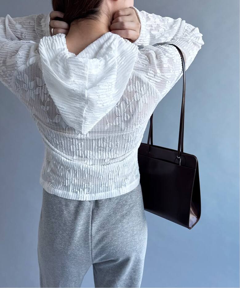 YUHAN WANG/ユハン・ワン】floral jacquard pleat hoodie（Tシャツ 