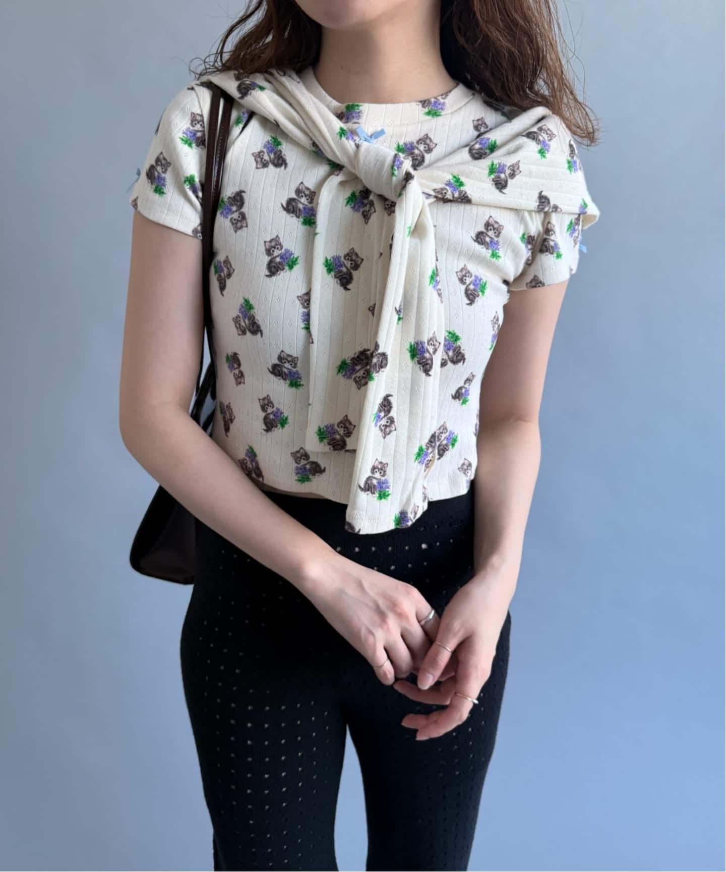 新品タグ付【YUHAN WANG/ユハン・ワン】トップス YUHAN WANG/ユハン・ワン】purr kitty print top（Tシャツ／カットソー