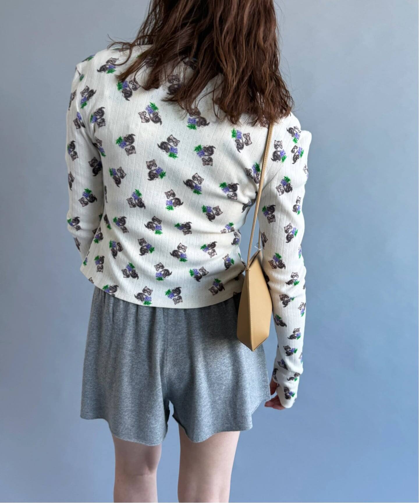 【YUHAN WANG/ユハン・ワン】purr kitty print top YUHAN WANG/ユハン・ワン】kitty print cardigan（Tシャツ／カットソー