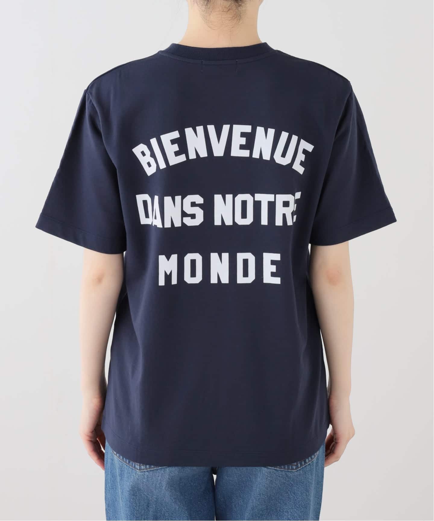 今期新品■IENA イエナ BACK LOGO Tシャツ ナチュラル 一部店舗限定》Maison IENA ロゴTシャツ（Tシャツ／カットソー）｜IENA