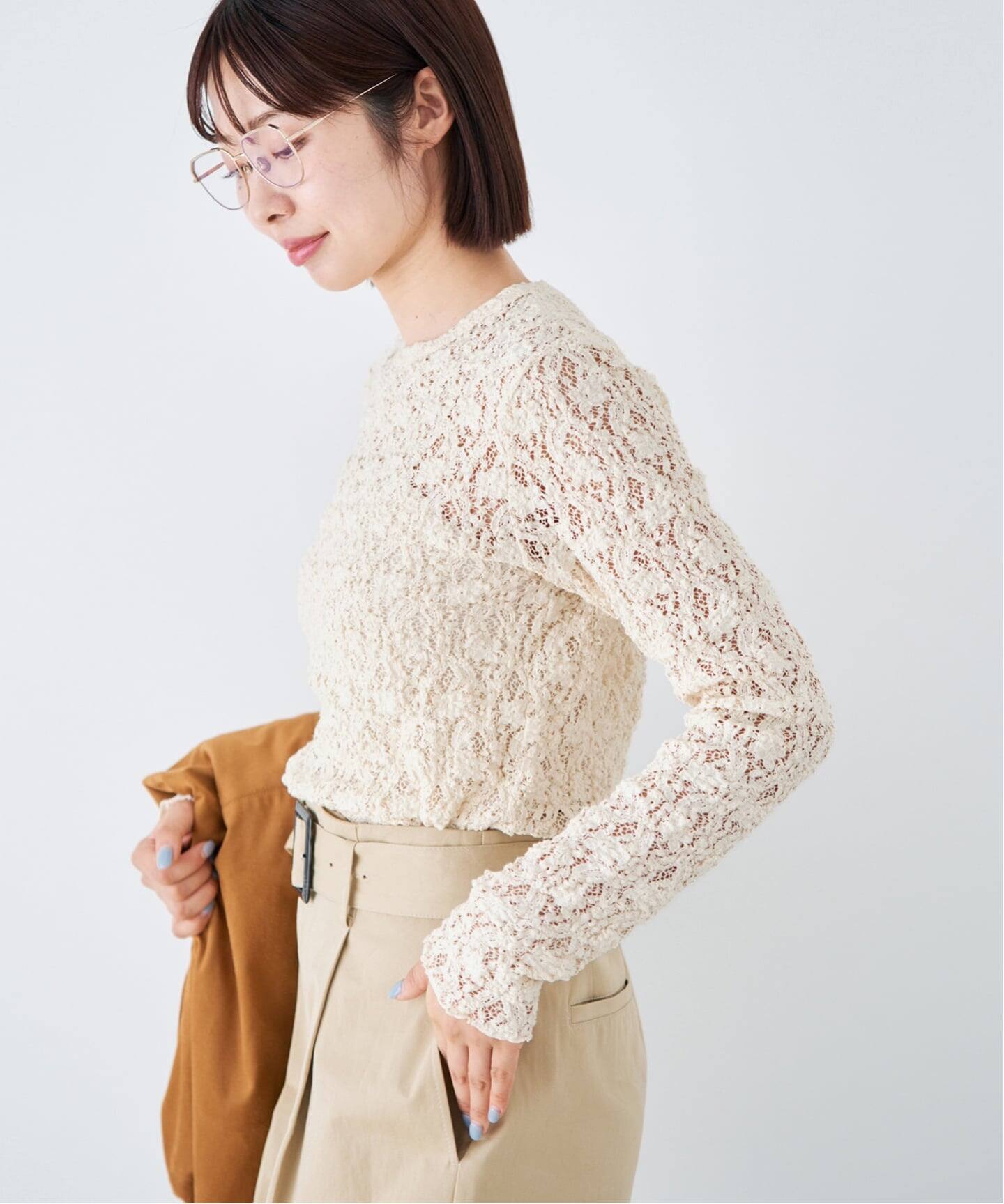 一部カラーWEB限定/追加4予約》Flowerストレッチレースプルオーバー（T