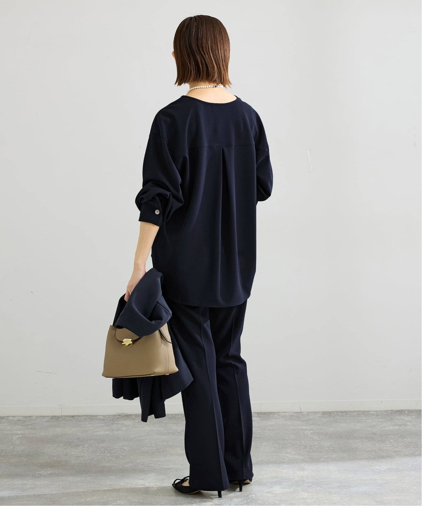 超美品❣️ IENA セーヌフリルVネック プルオーバー◆ ブラック 18GプレーンVネックプルオーバー（ニット／セーター）｜IENA（イエナ