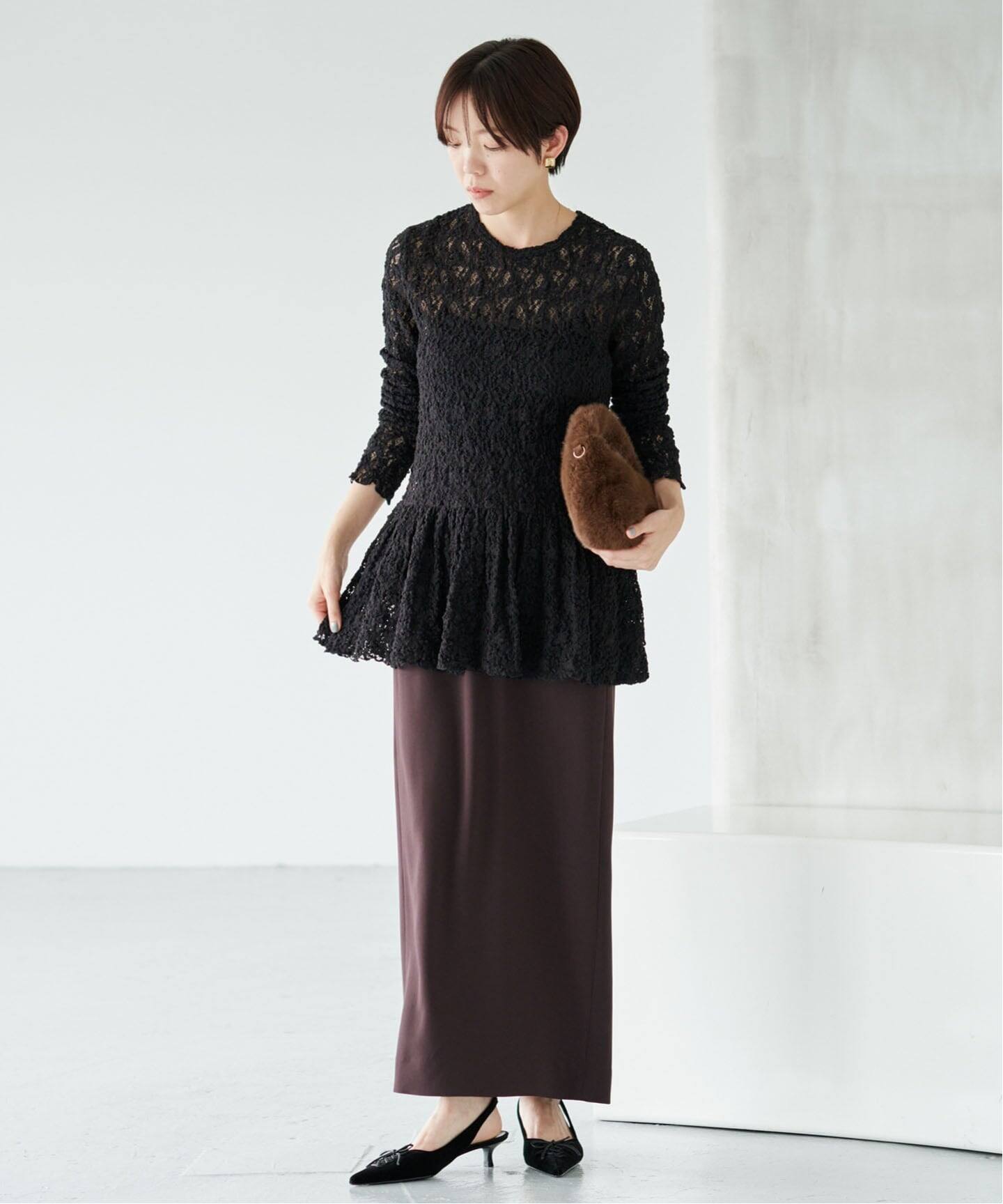 WEB限定/追加》Flowerストレッチレース ペプラムプルオーバー（Tシャツ 